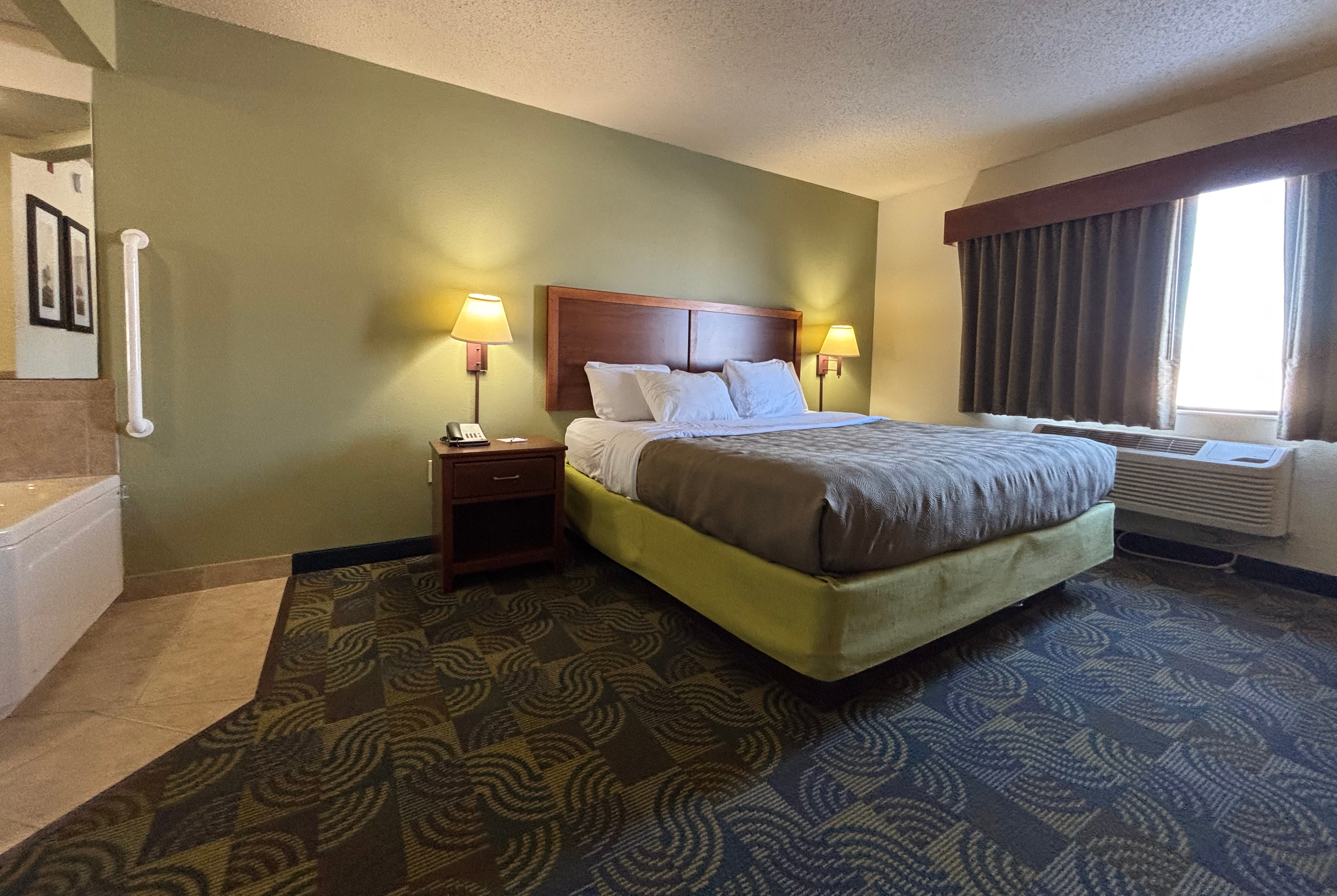 AmericInn by Wyndham Kewanee suite in Kewanee, Illinois