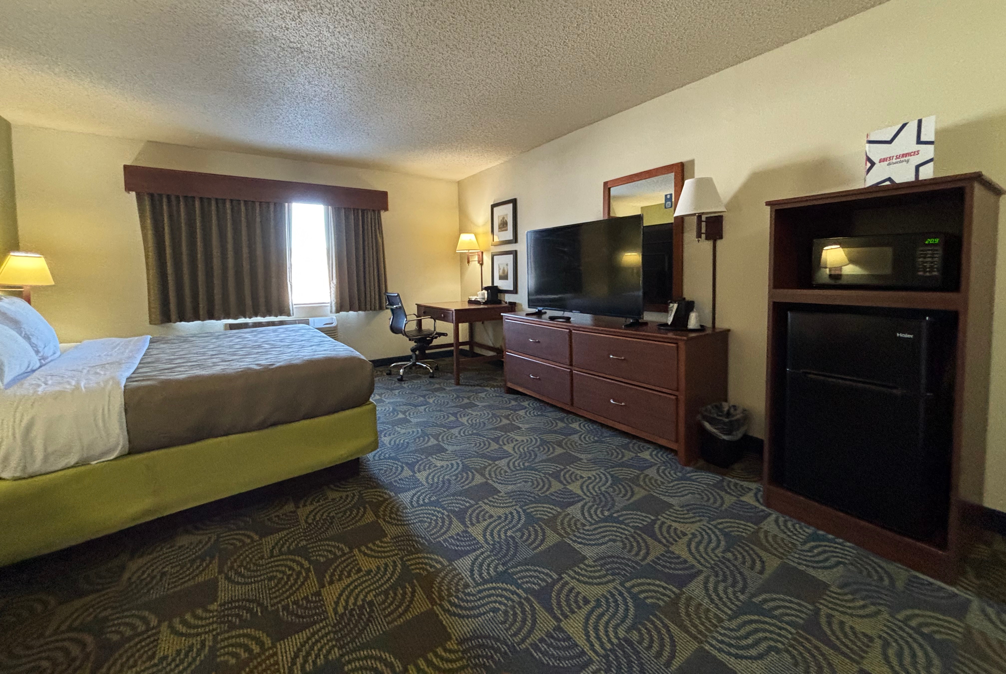 AmericInn by Wyndham Kewanee suite in Kewanee, Illinois