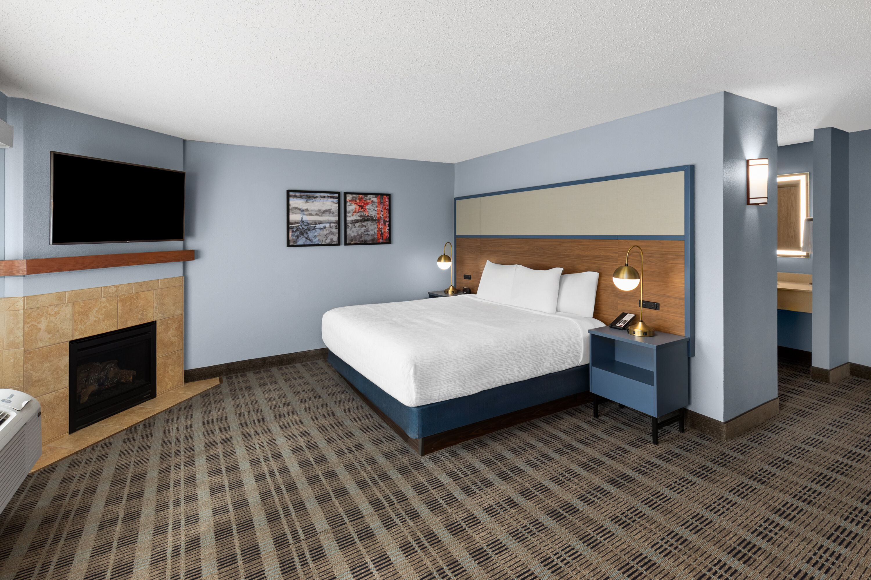 AmericInn by Wyndham Monmouth hot tub suite in Monmouth, Illinois