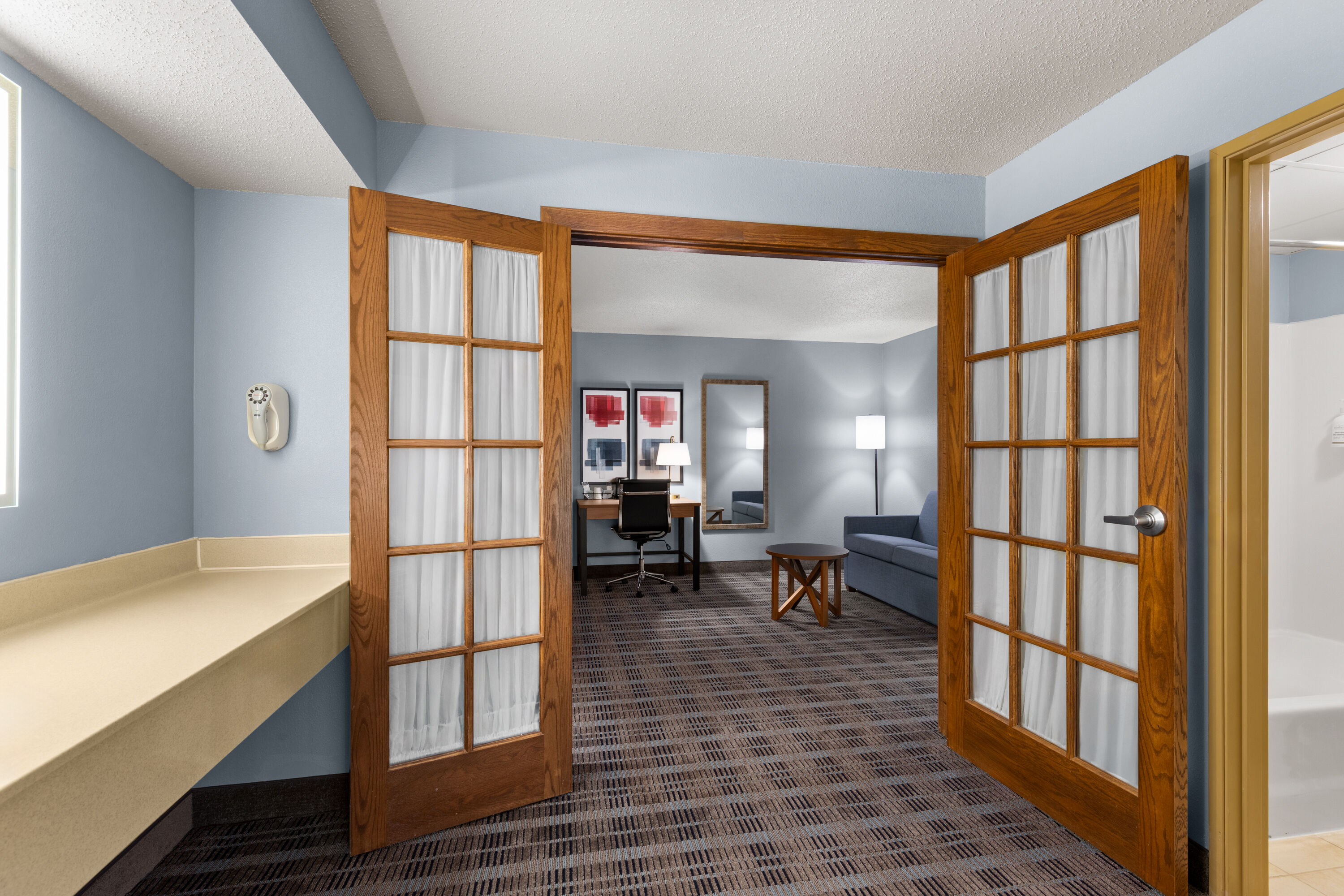 AmericInn by Wyndham Monmouth suite in Monmouth, Illinois