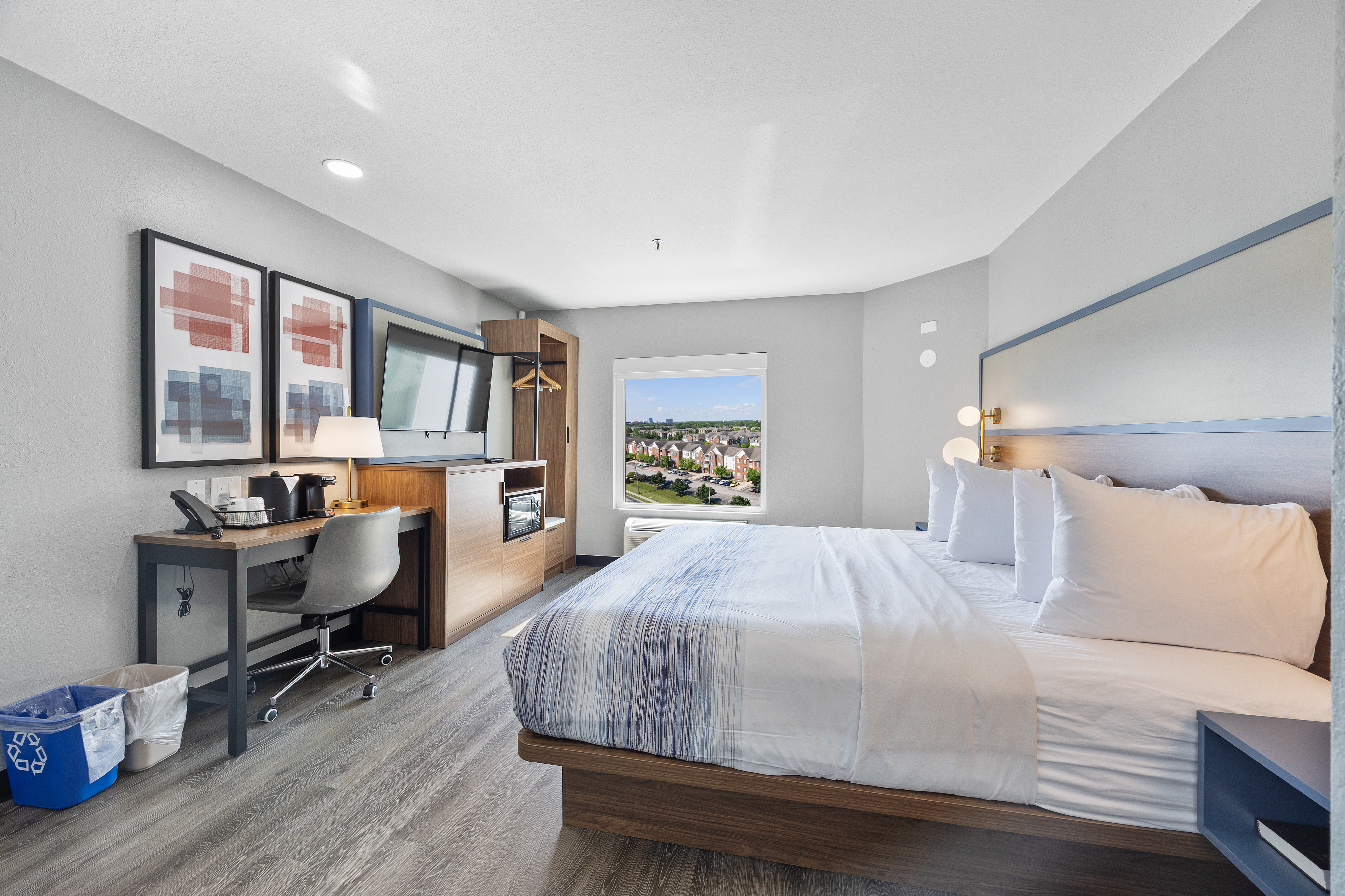 Guest room at the AmericInn by Wyndham Urbana/Champaign University Area in Urbana, Illinois
