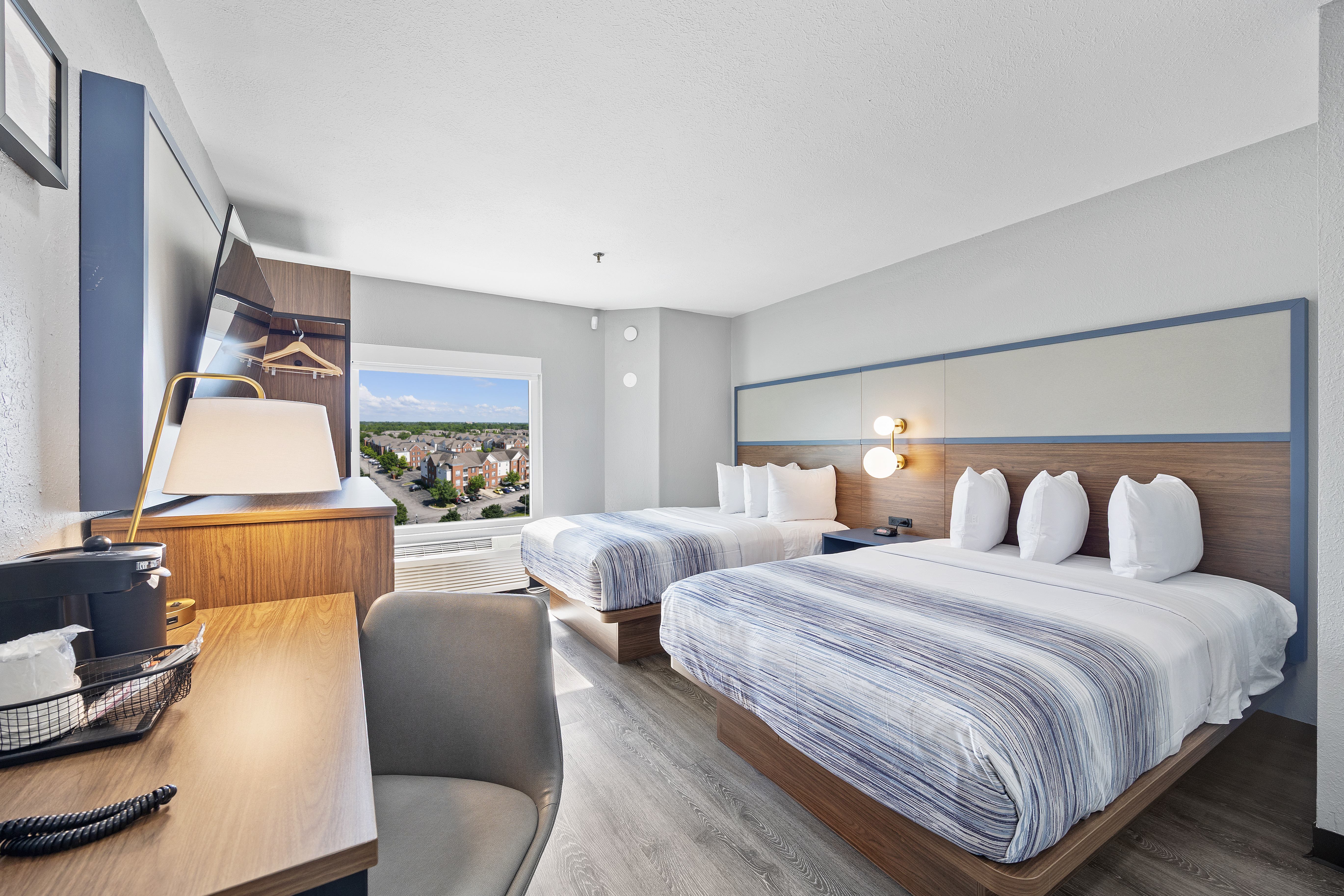 Guest room at the AmericInn by Wyndham Urbana/Champaign University Area in Urbana, Illinois