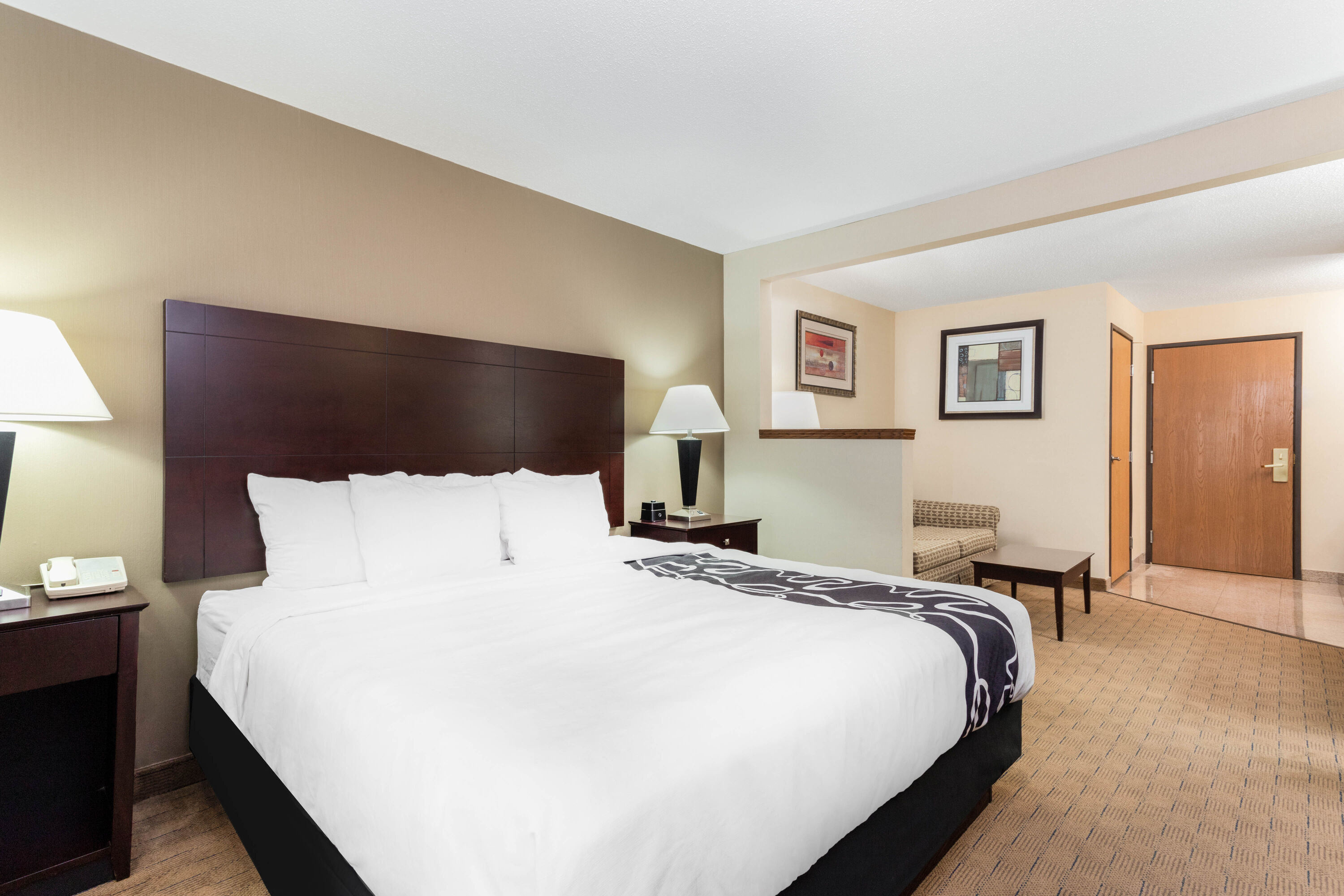 AmericInn by Wyndham Frankfort IN suite in Frankfort, Indiana