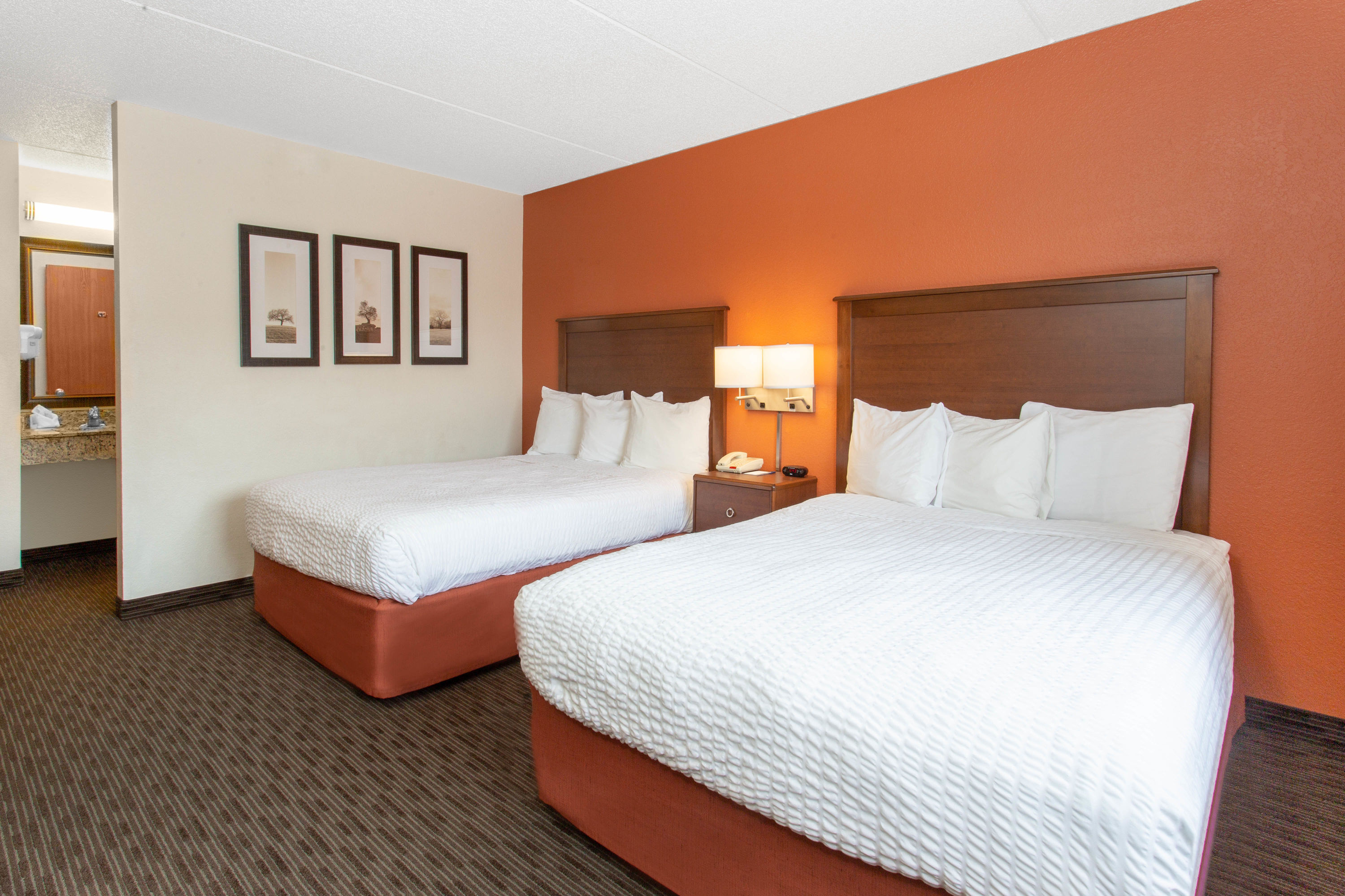 Guest room at the AmericInn by Wyndham Calumet in Calumet, Michigan