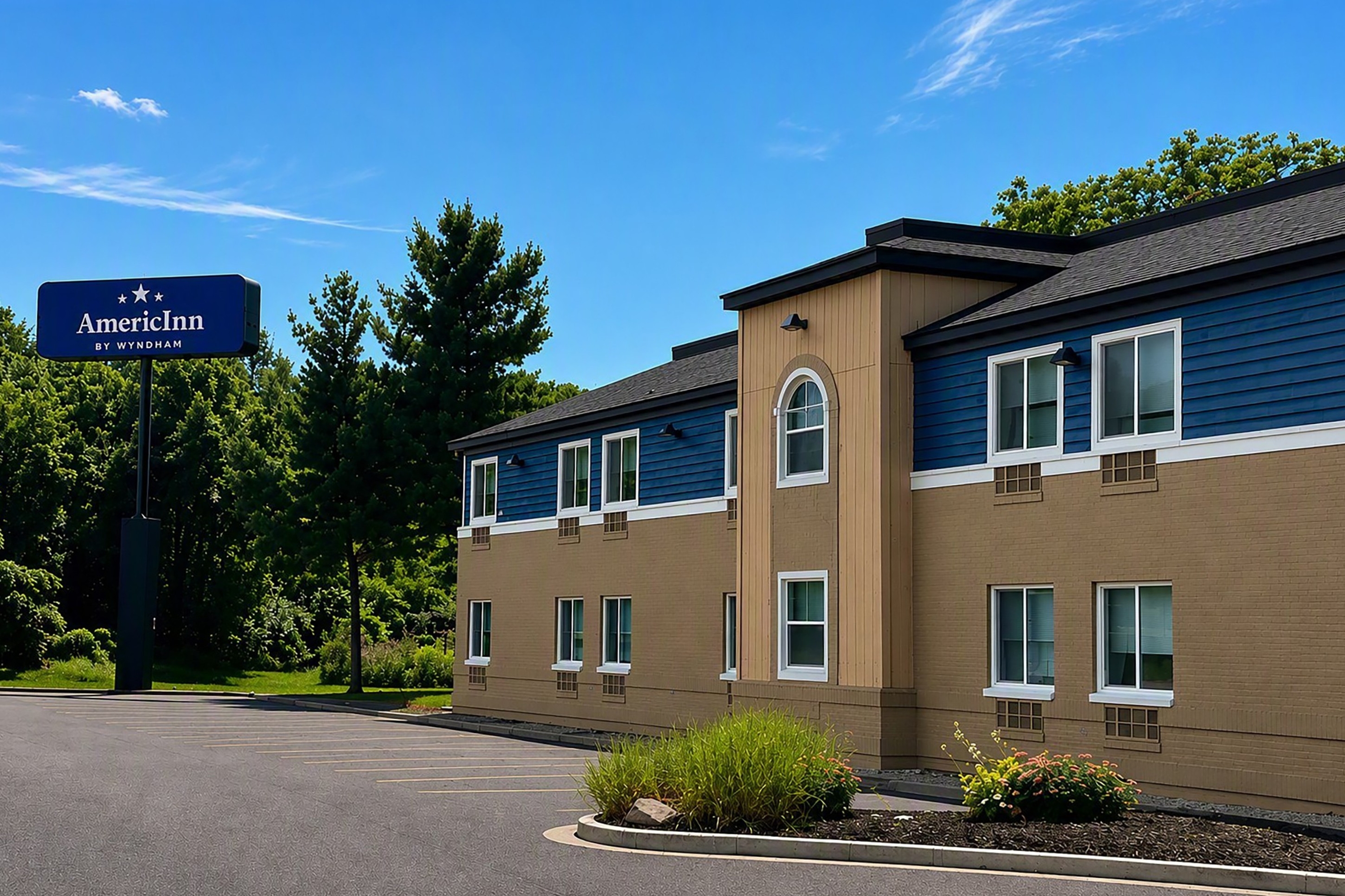 Exterior of AmericInn by Wyndham Holland MI hotel in Holland, Michigan