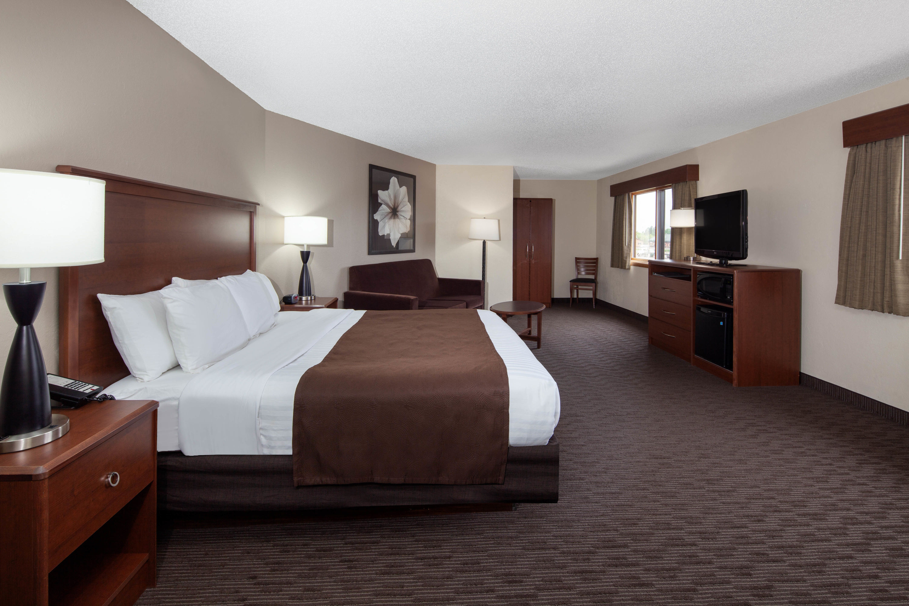 AmericInn by Wyndham Ironwood suite in Ironwood, Michigan
