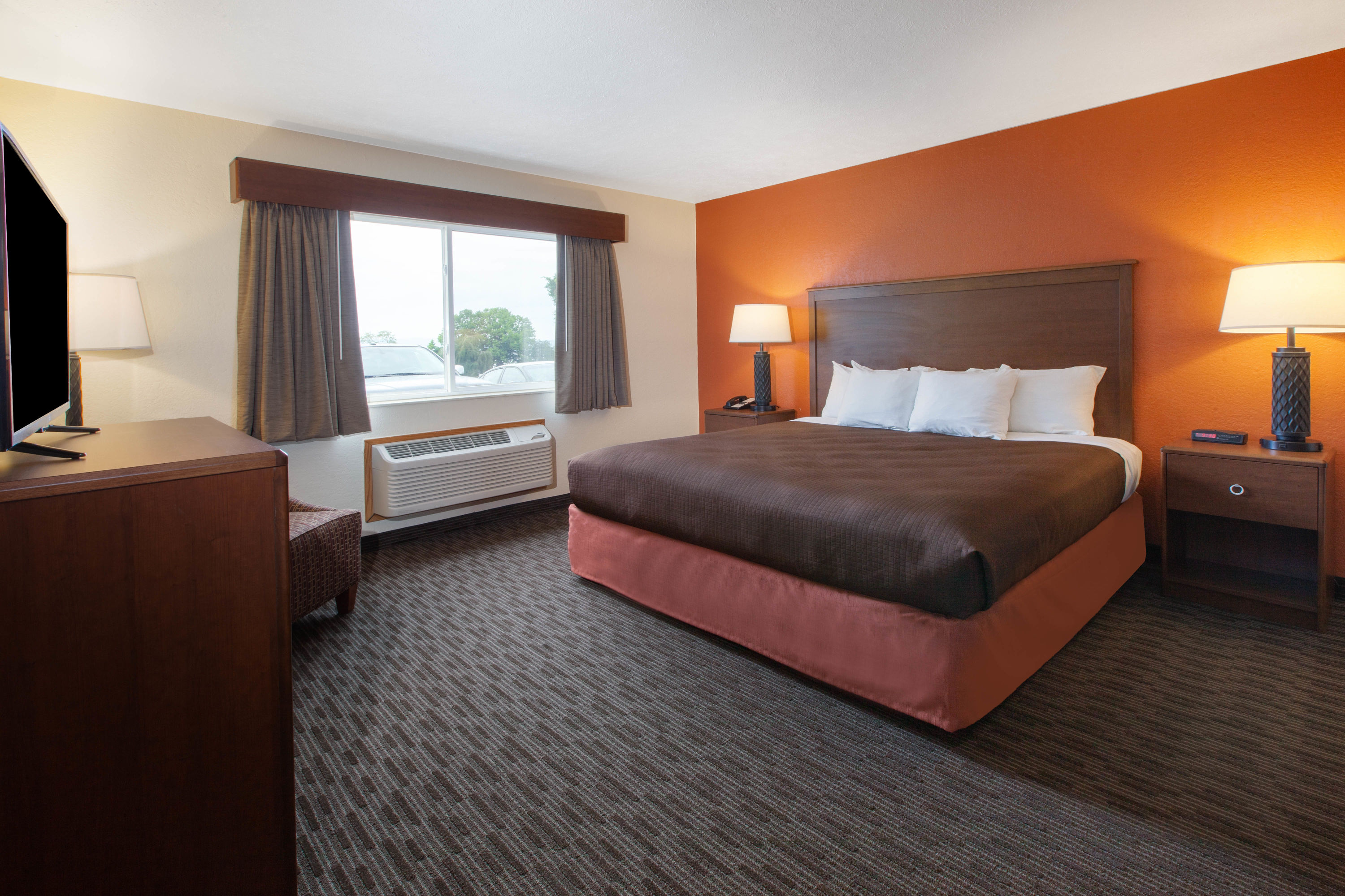 AmericInn by Wyndham Petoskey suite in Petoskey, Michigan
