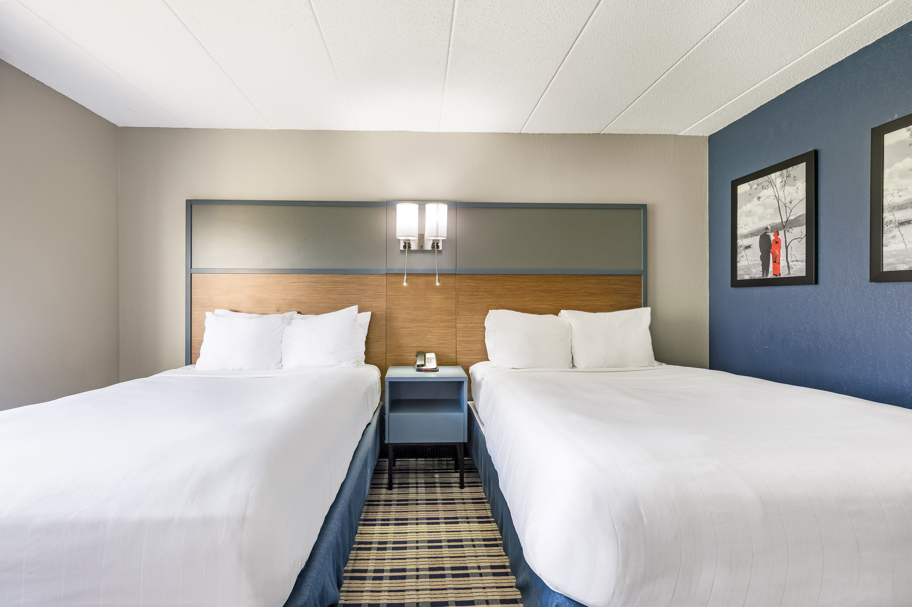 Double bed guest room at the AmericInn by Wyndham Albert Lea in Albert Lea, Minnesota
