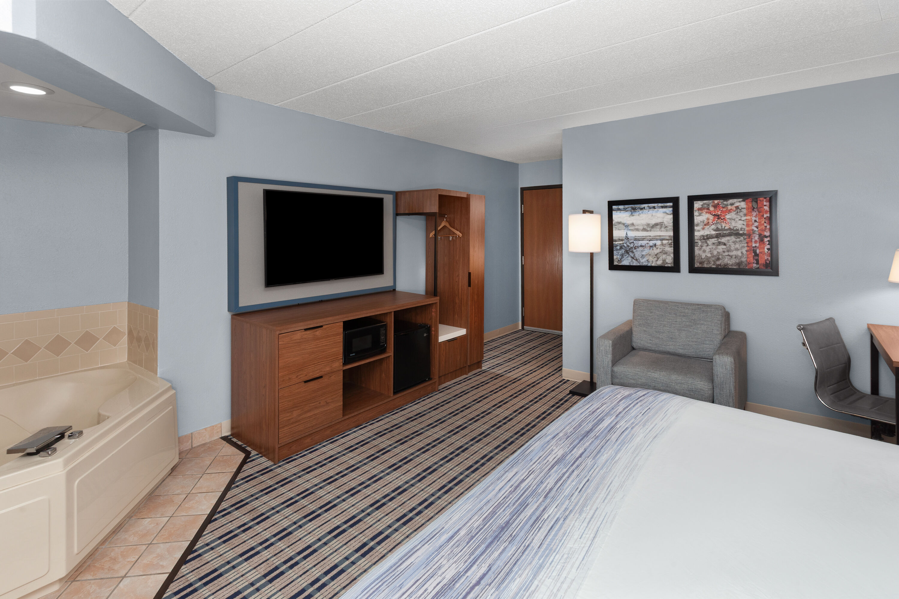 AmericInn by Wyndham Austin hot tub suite in Austin, Minnesota