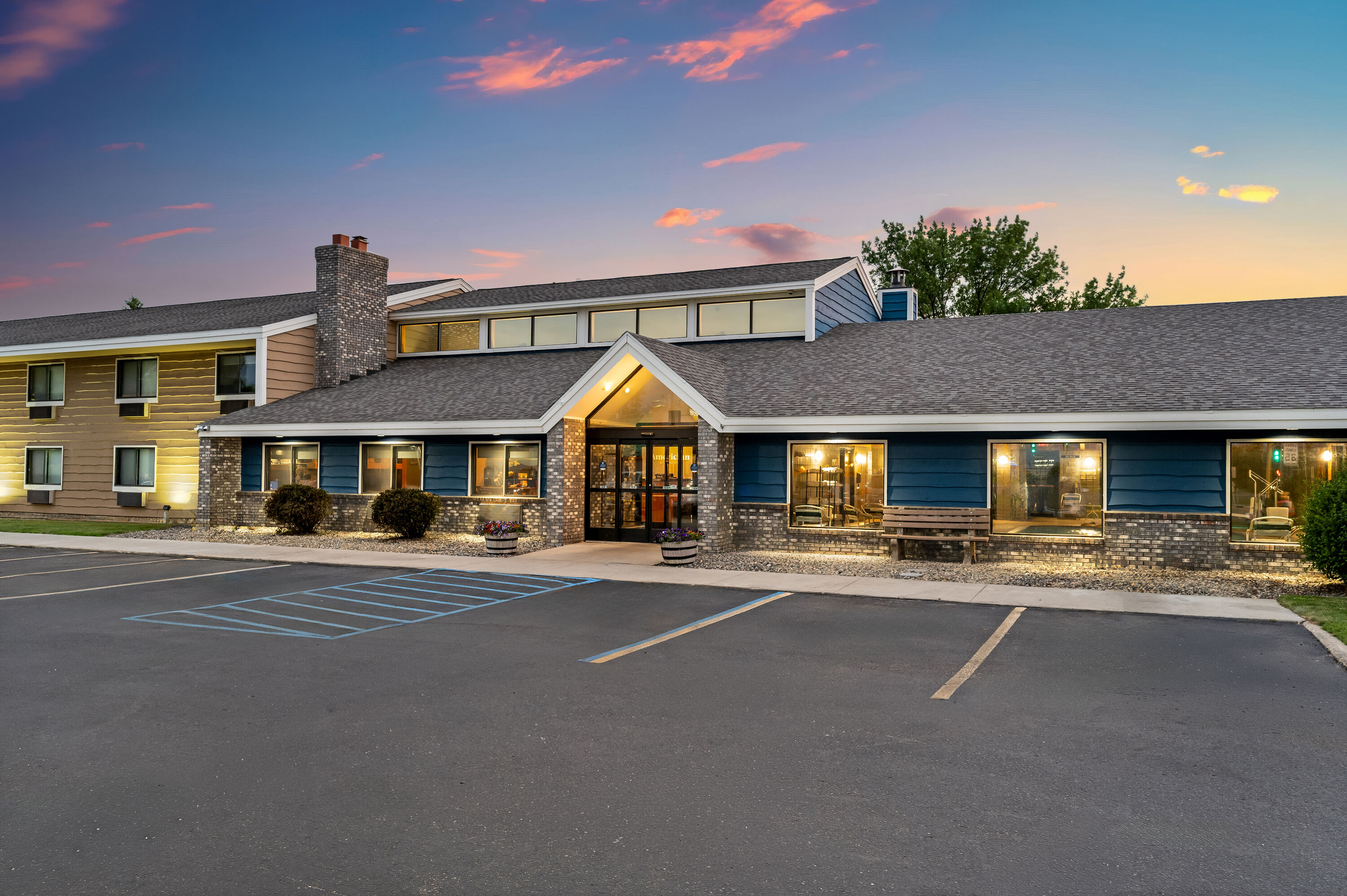 Exterior Dusk Image of AmericInn by Wyndham Bemidji hotel in Bemidji, Minnesota