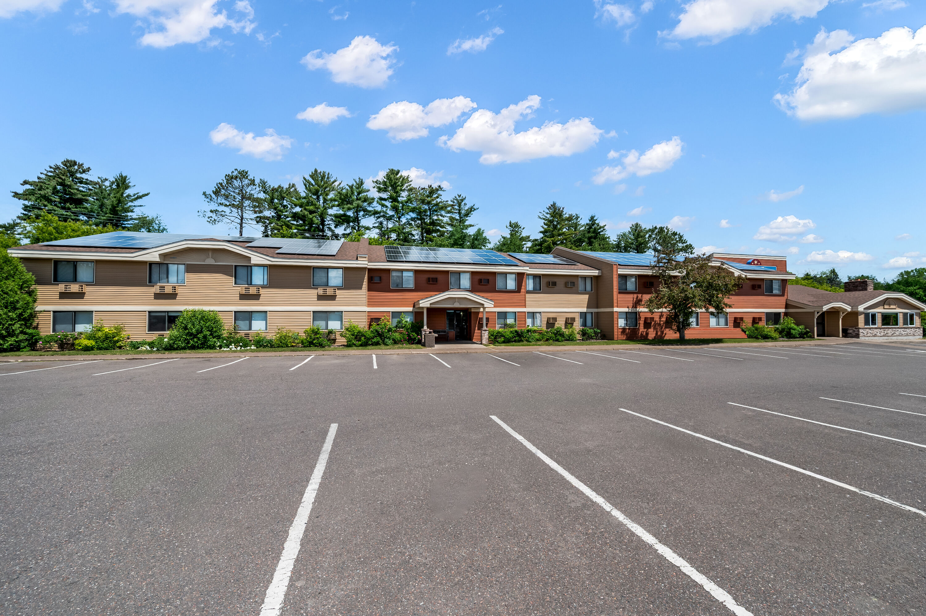 Exterior Day Image of AmericInn by Wyndham Cloquet hotel in Cloquet, Minnesota