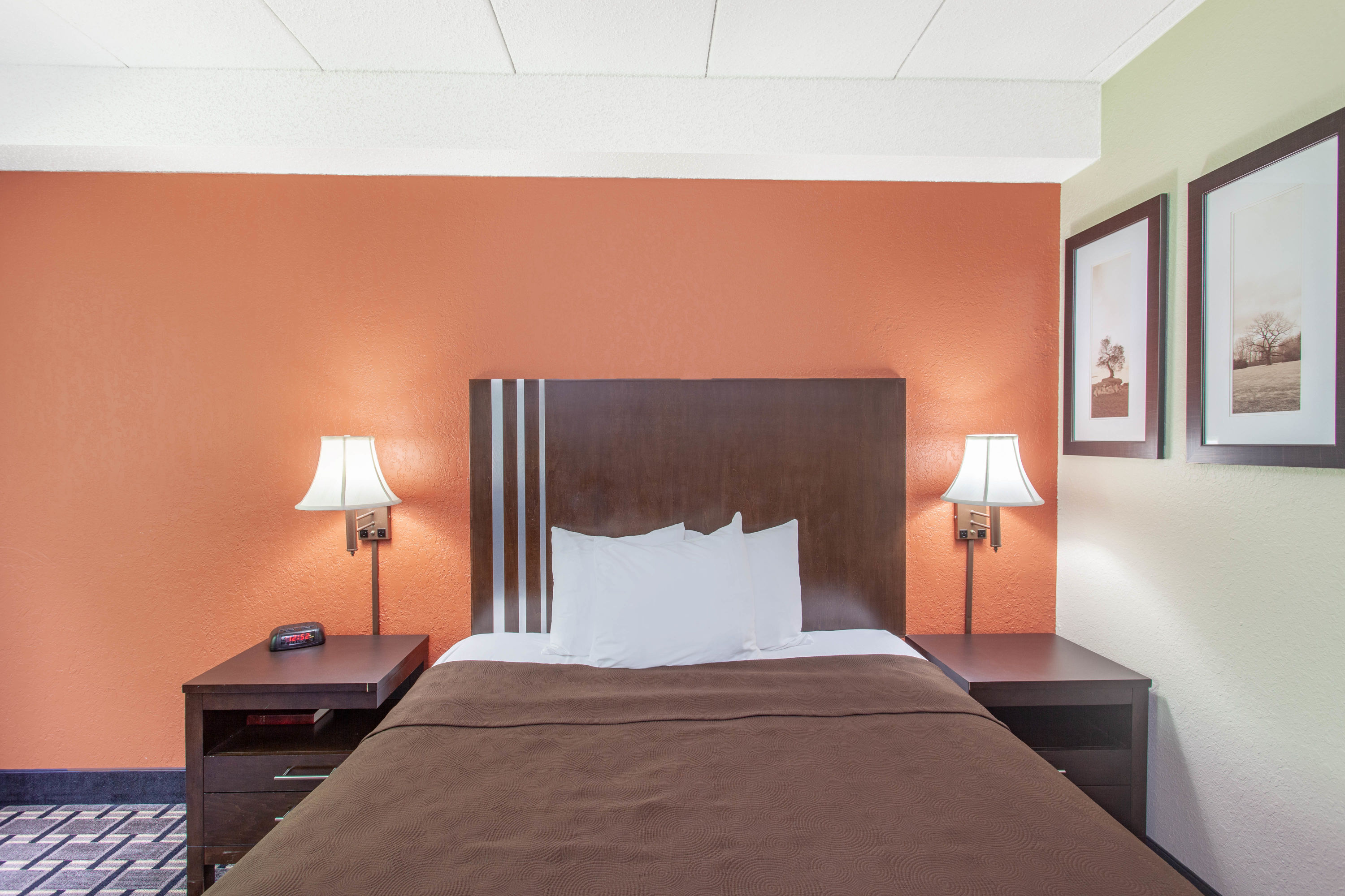 AmericInn by Wyndham Cloquet | Cloquet, MN Hotels