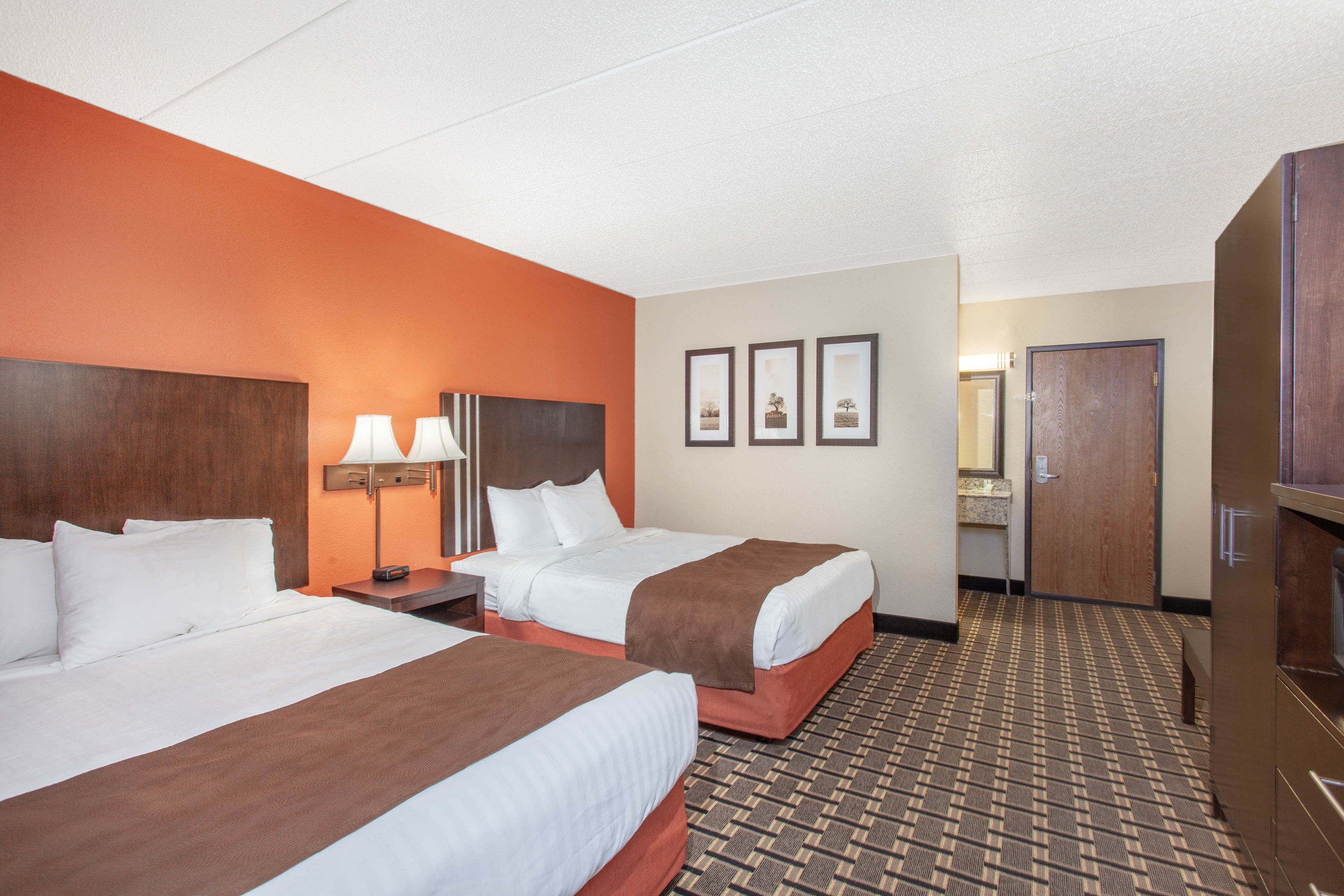 AmericInn by Wyndham Cloquet | Cloquet, MN Hotels