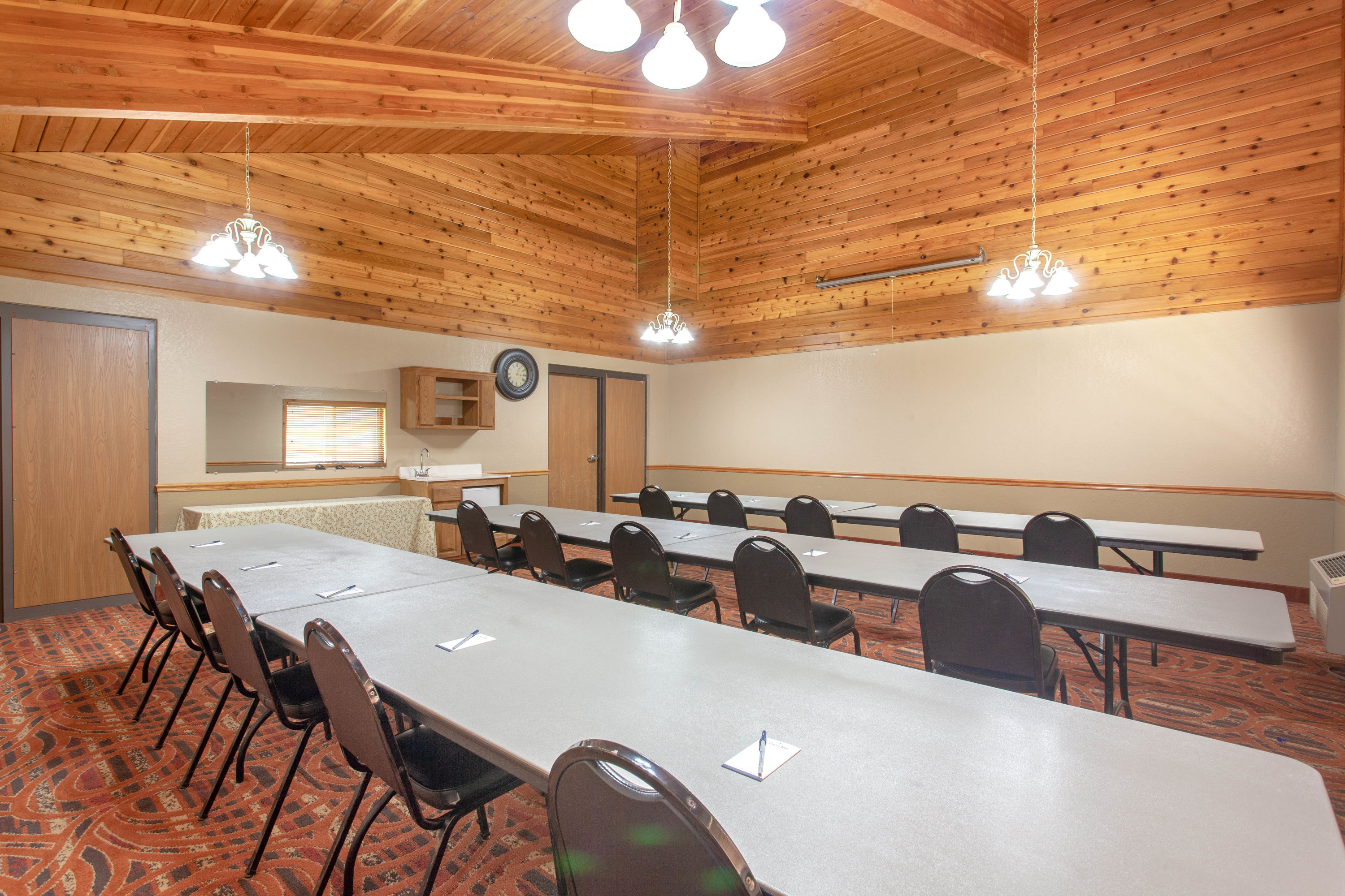 AmericInn by Wyndham Cloquet | Cloquet, MN Hotels