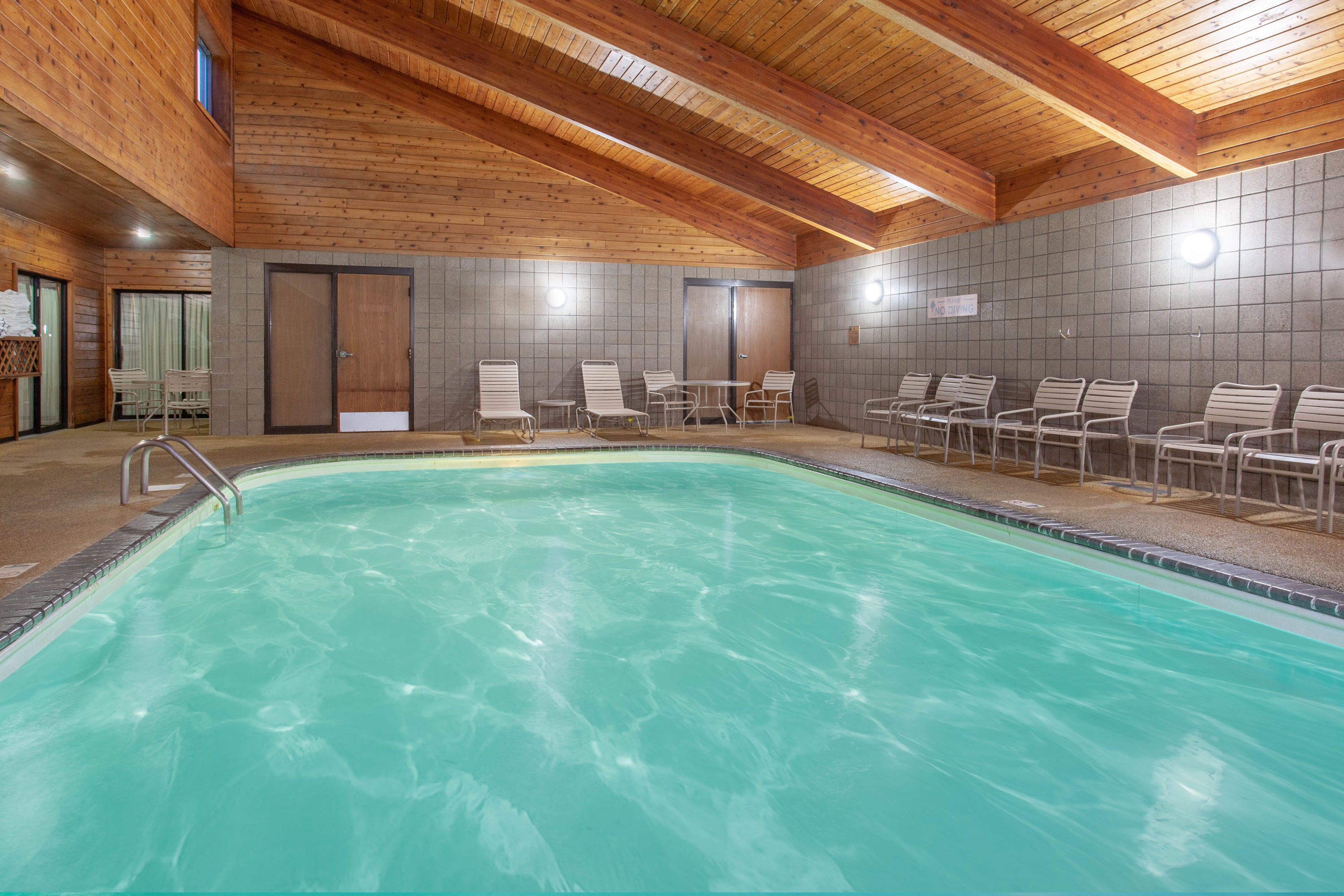 AmericInn by Wyndham Cloquet | Cloquet, MN Hotels