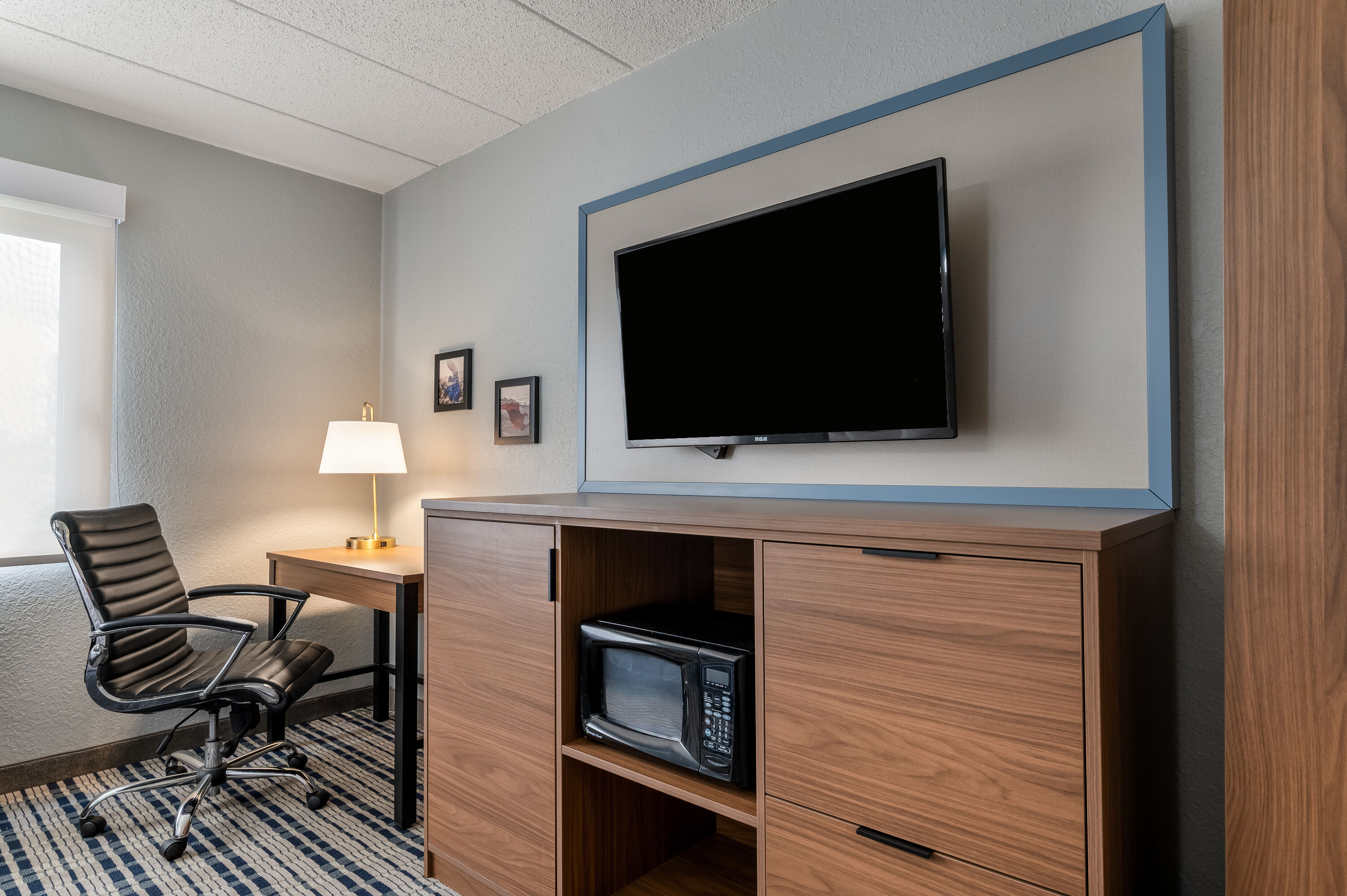 Double bed guest room at the AmericInn by Wyndham Cloquet in Cloquet, Minnesota