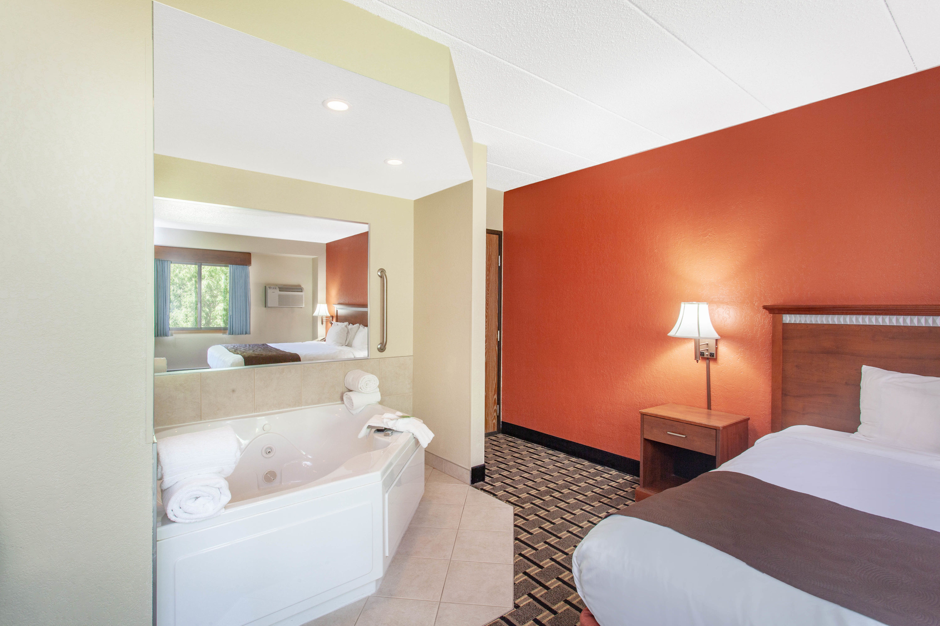 AmericInn by Wyndham Cloquet suite in Cloquet, Minnesota