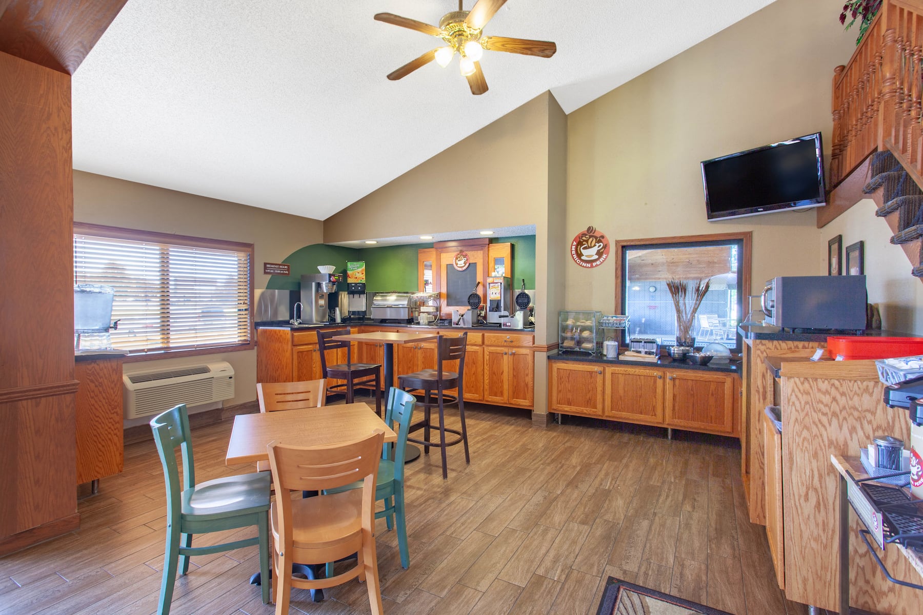AmericInn by Wyndham Hutchinson | Hutchinson, MN Hotels