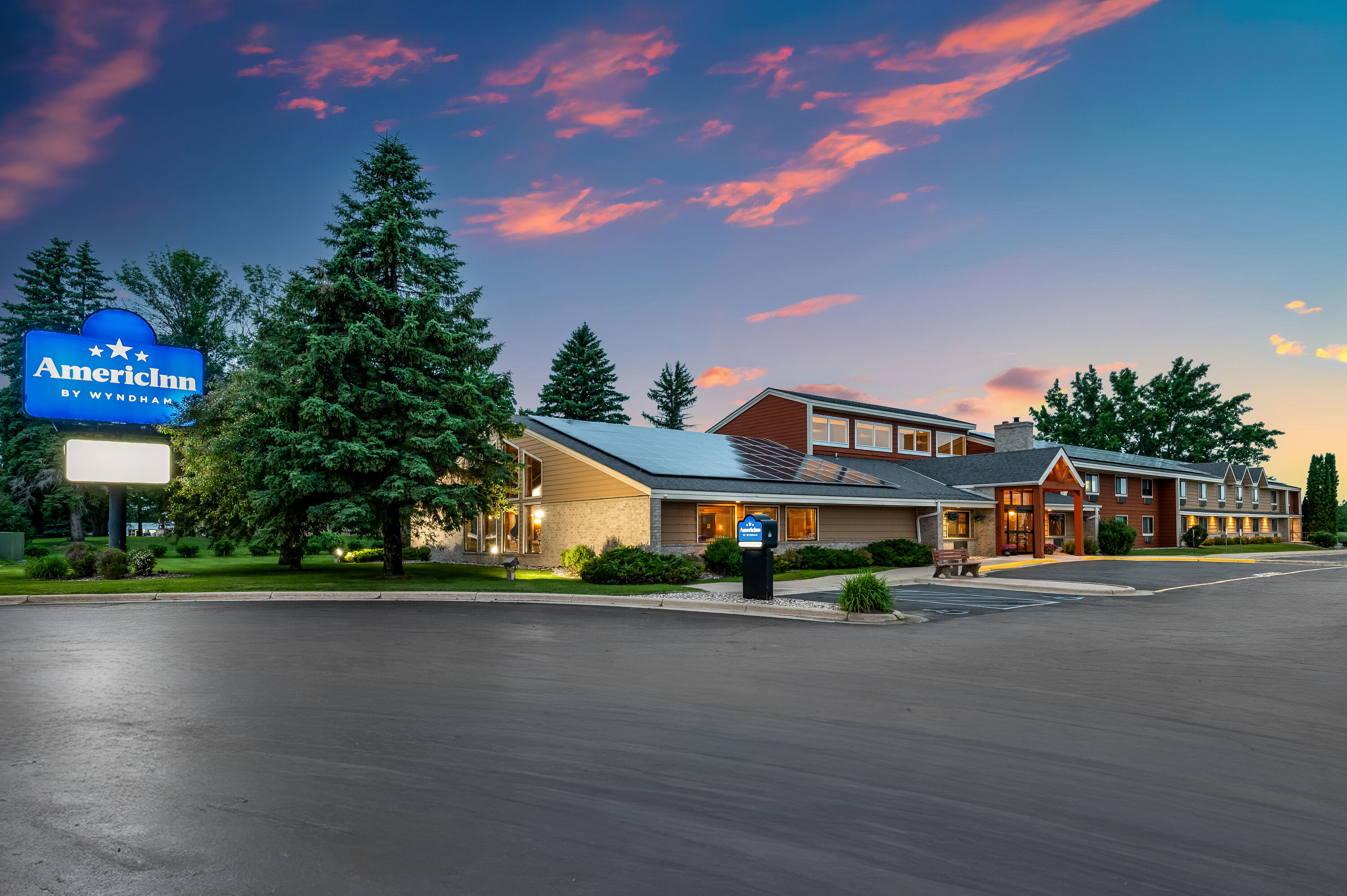 Exterior Dusk Image of AmericInn by Wyndham Hutchinson hotel in Hutchinson, Minnesota