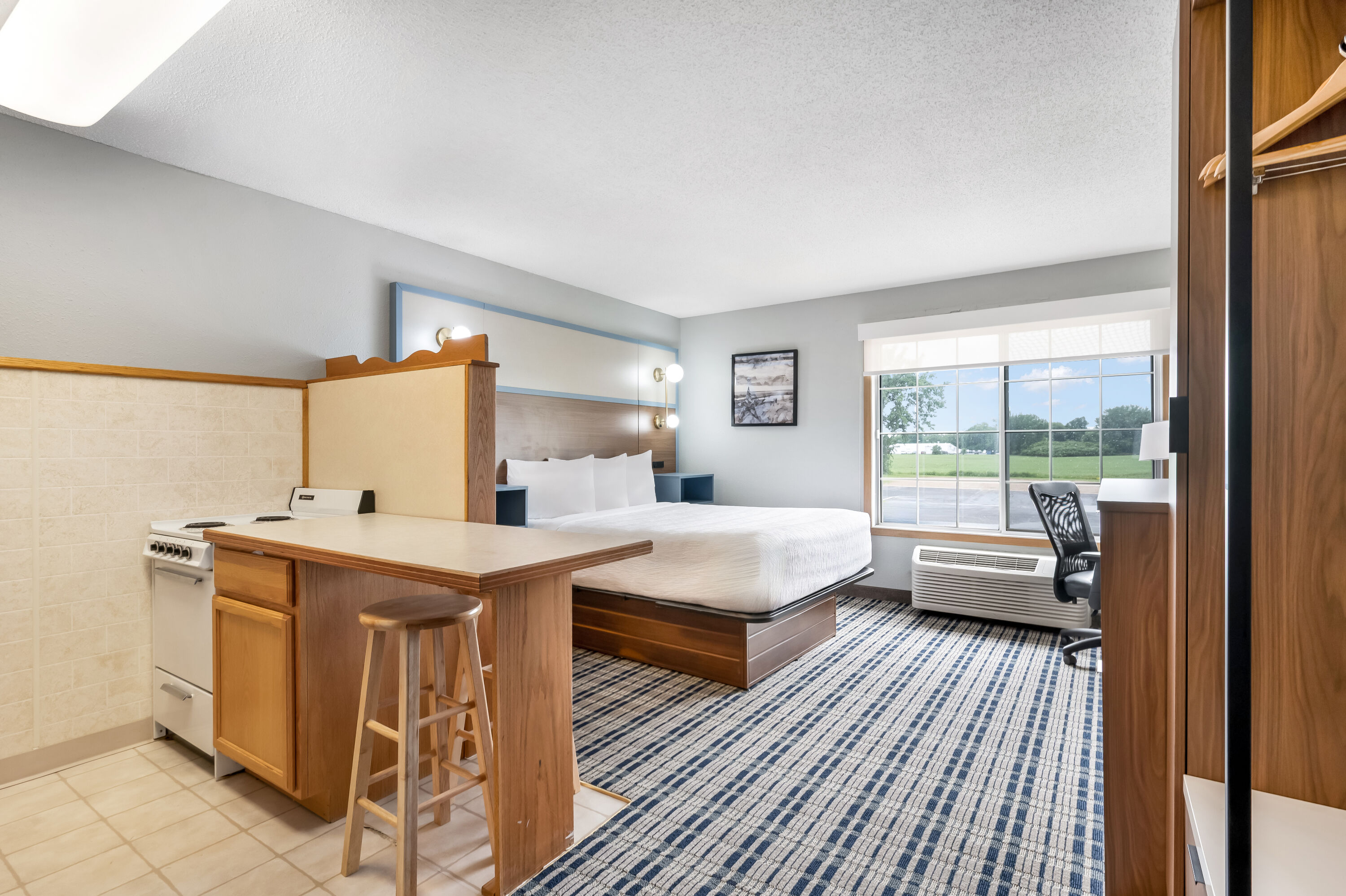 AmericInn by Wyndham Hutchinson suite in Hutchinson, Minnesota