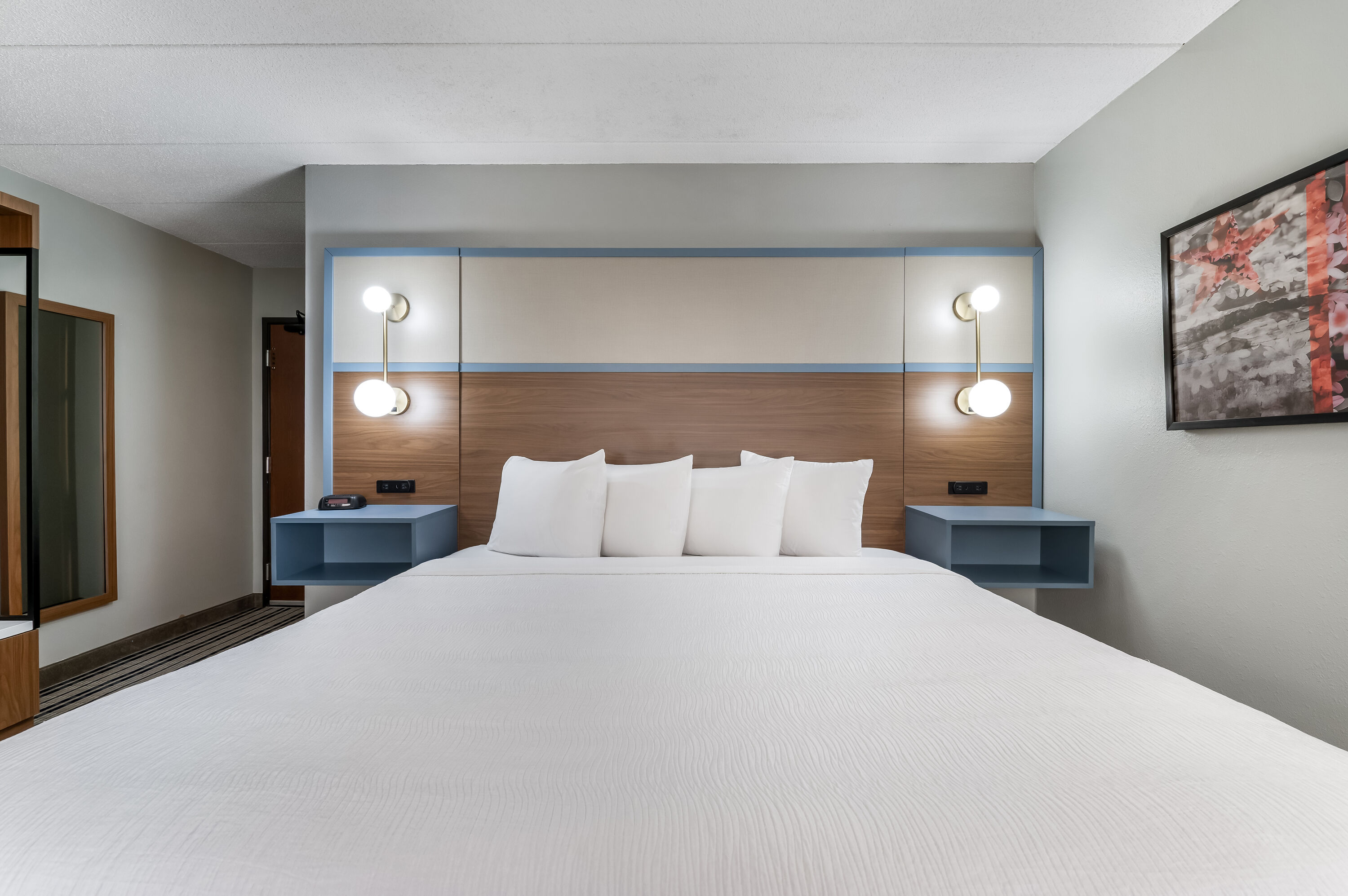 AmericInn by Wyndham Hutchinson suite in Hutchinson, Minnesota
