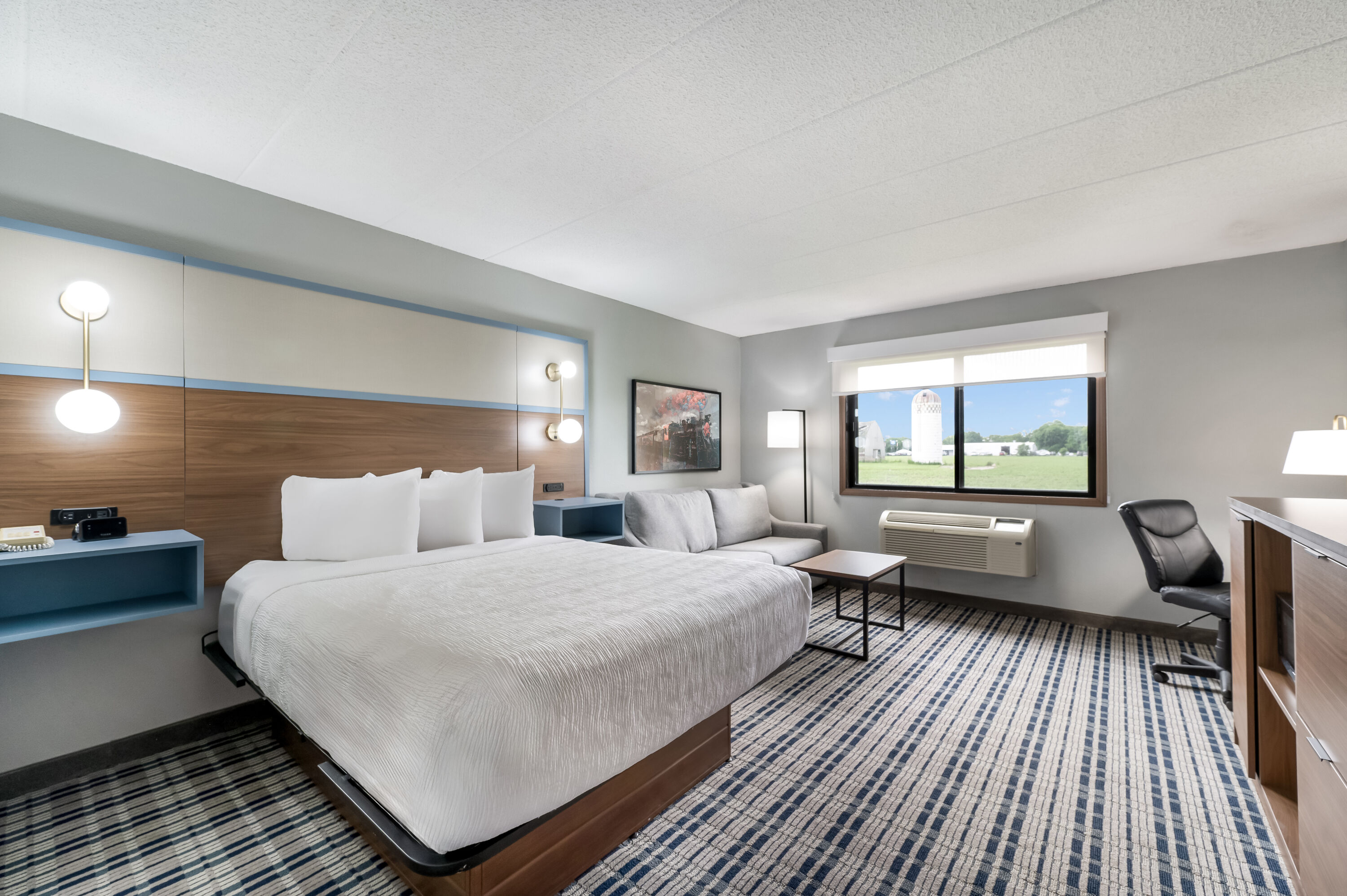 AmericInn by Wyndham Hutchinson suite in Hutchinson, Minnesota