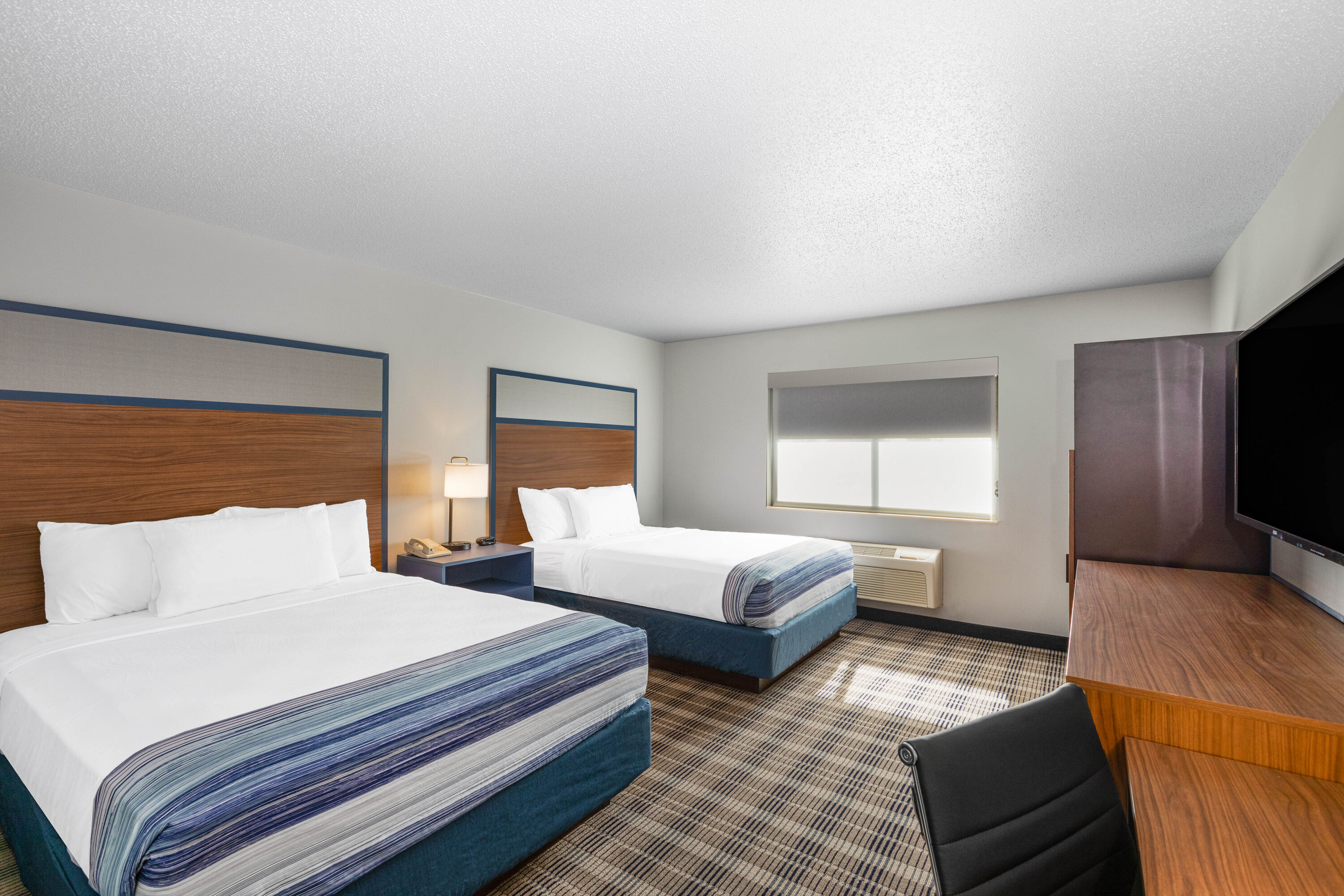 Guest room at the AmericInn by Wyndham Jackson in Jackson, Minnesota