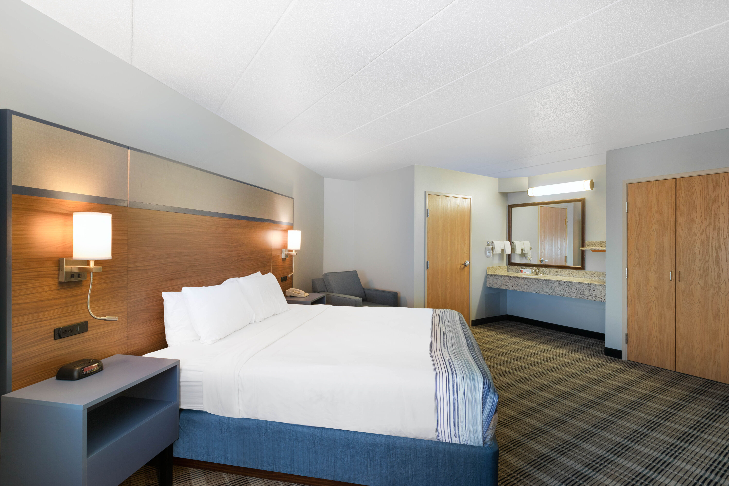 Guest room at the AmericInn by Wyndham Jackson in Jackson, Minnesota