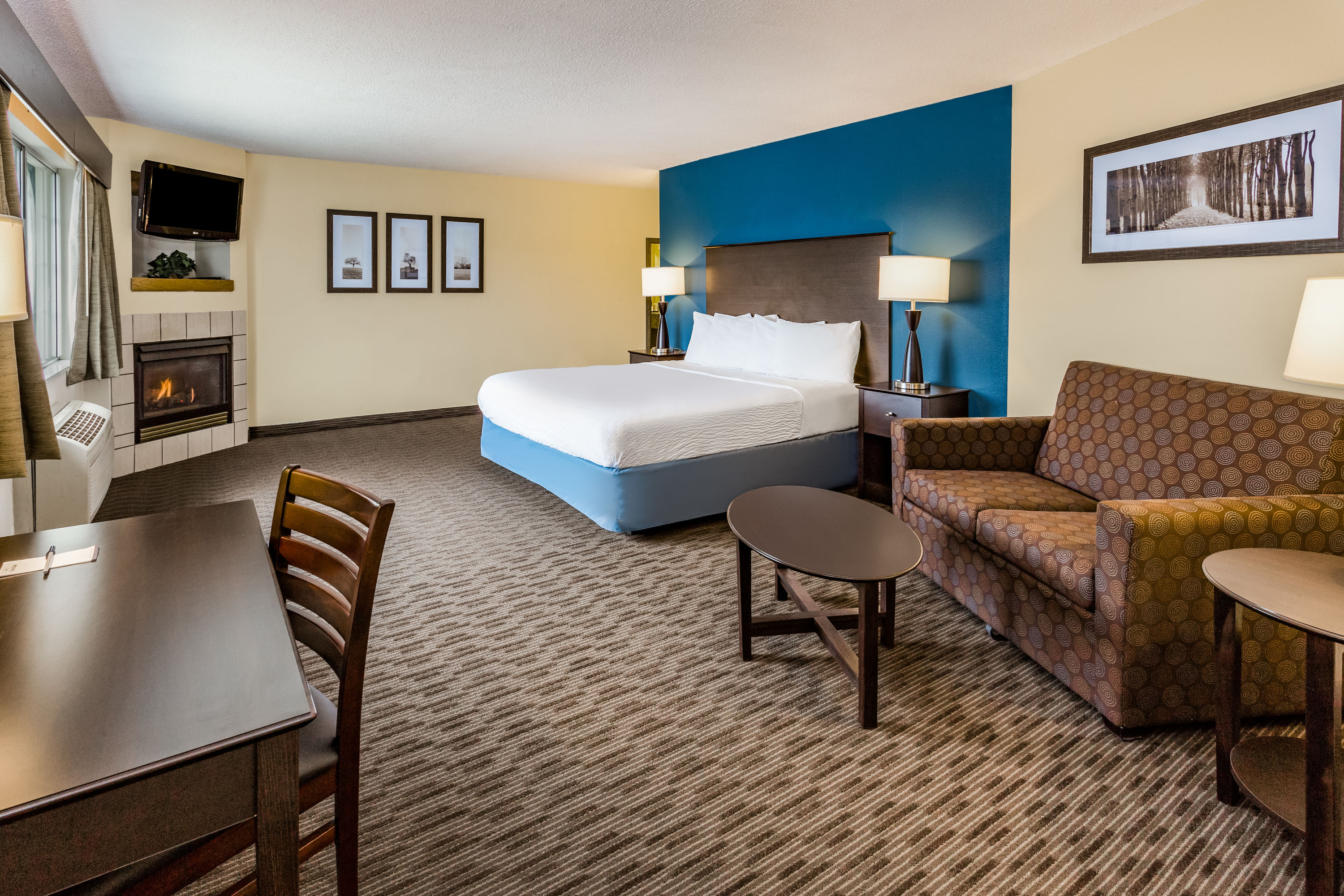 AmericInn by Wyndham Hotel and Suites Long Lake suite in Long Lake, Minnesota