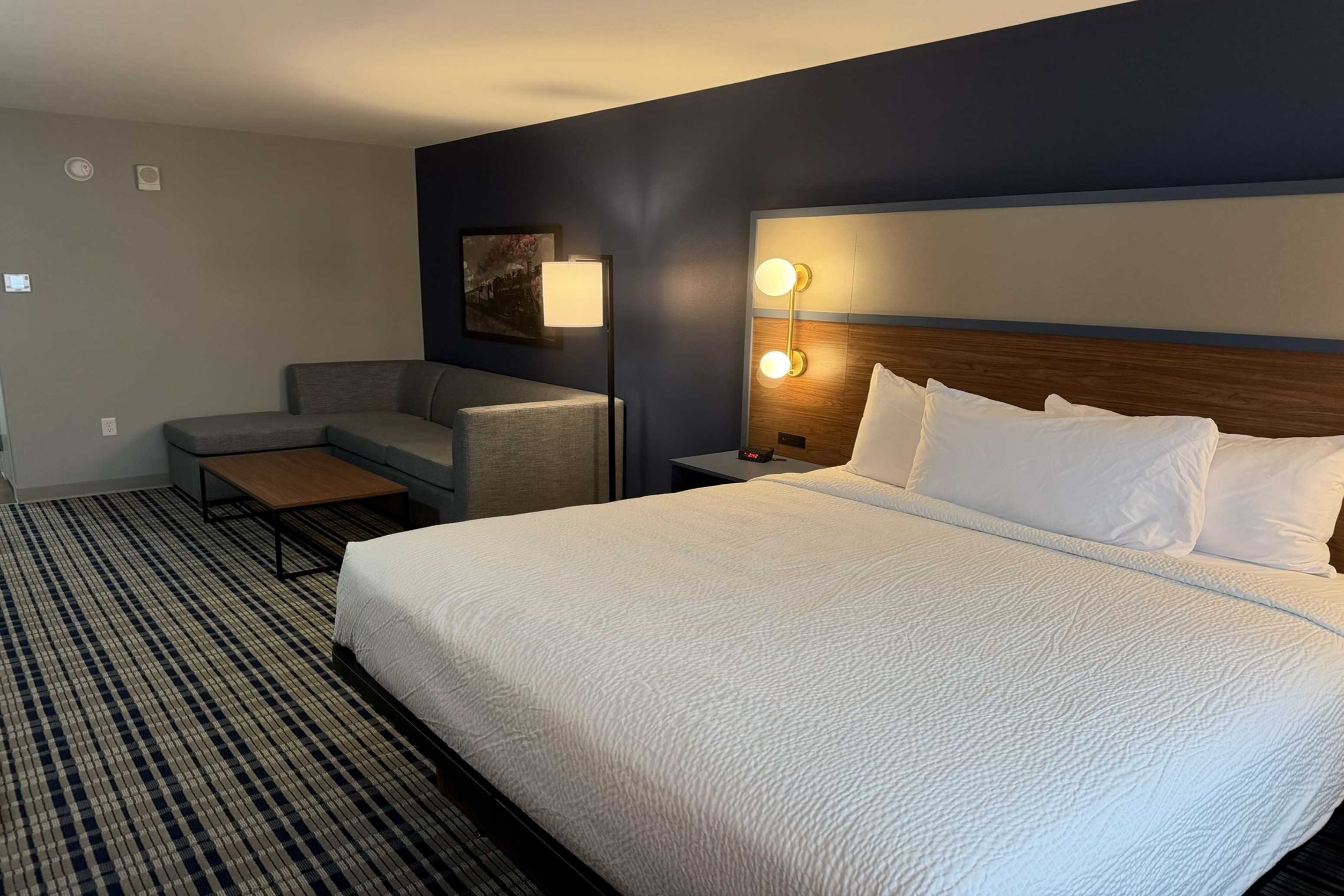 AmericInn by Wyndham Mountain Lake MN suite in Mountain Lake, Minnesota