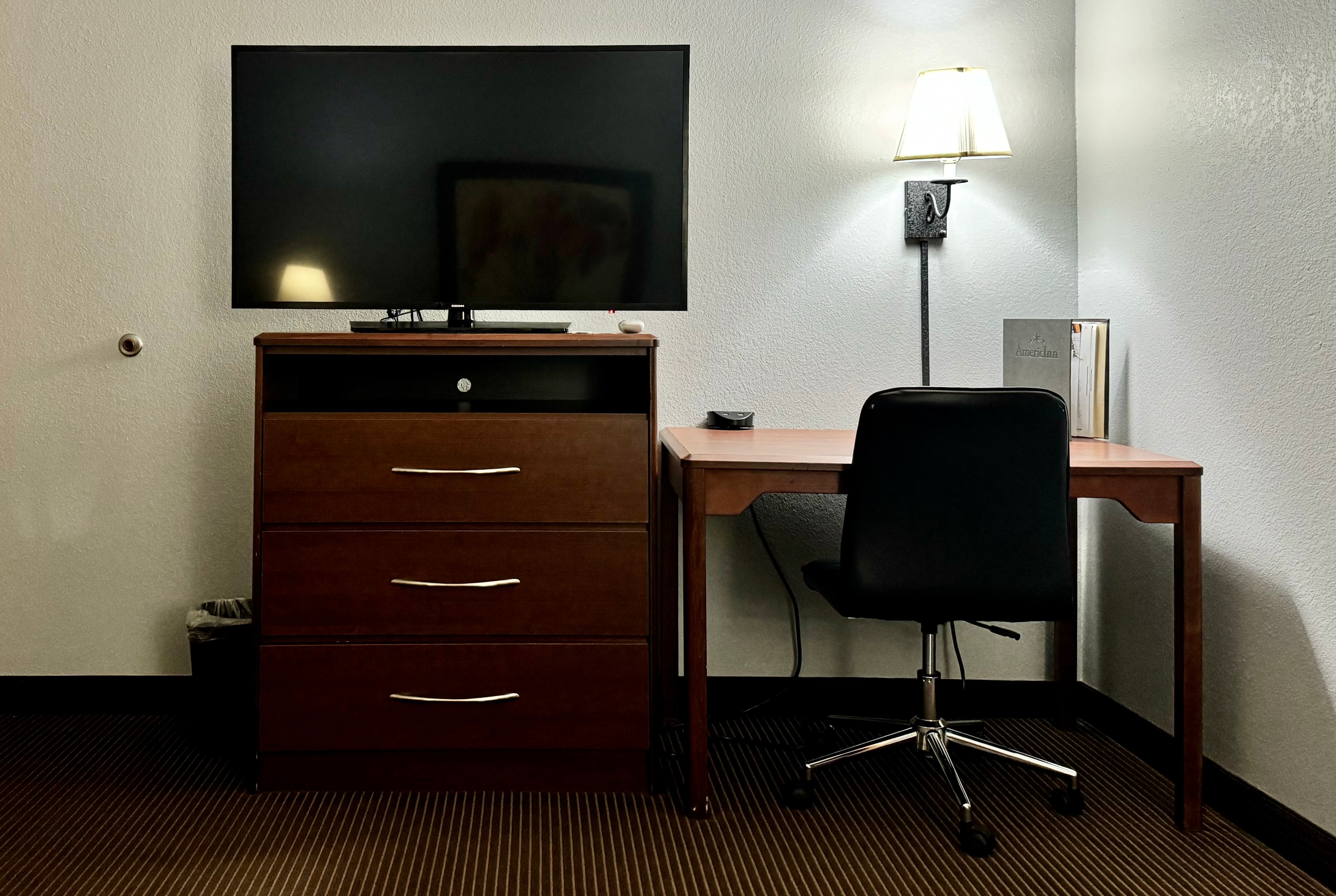 Guest room at the AmericInn by Wyndham Stillwater in Oak Park Heights, Minnesota