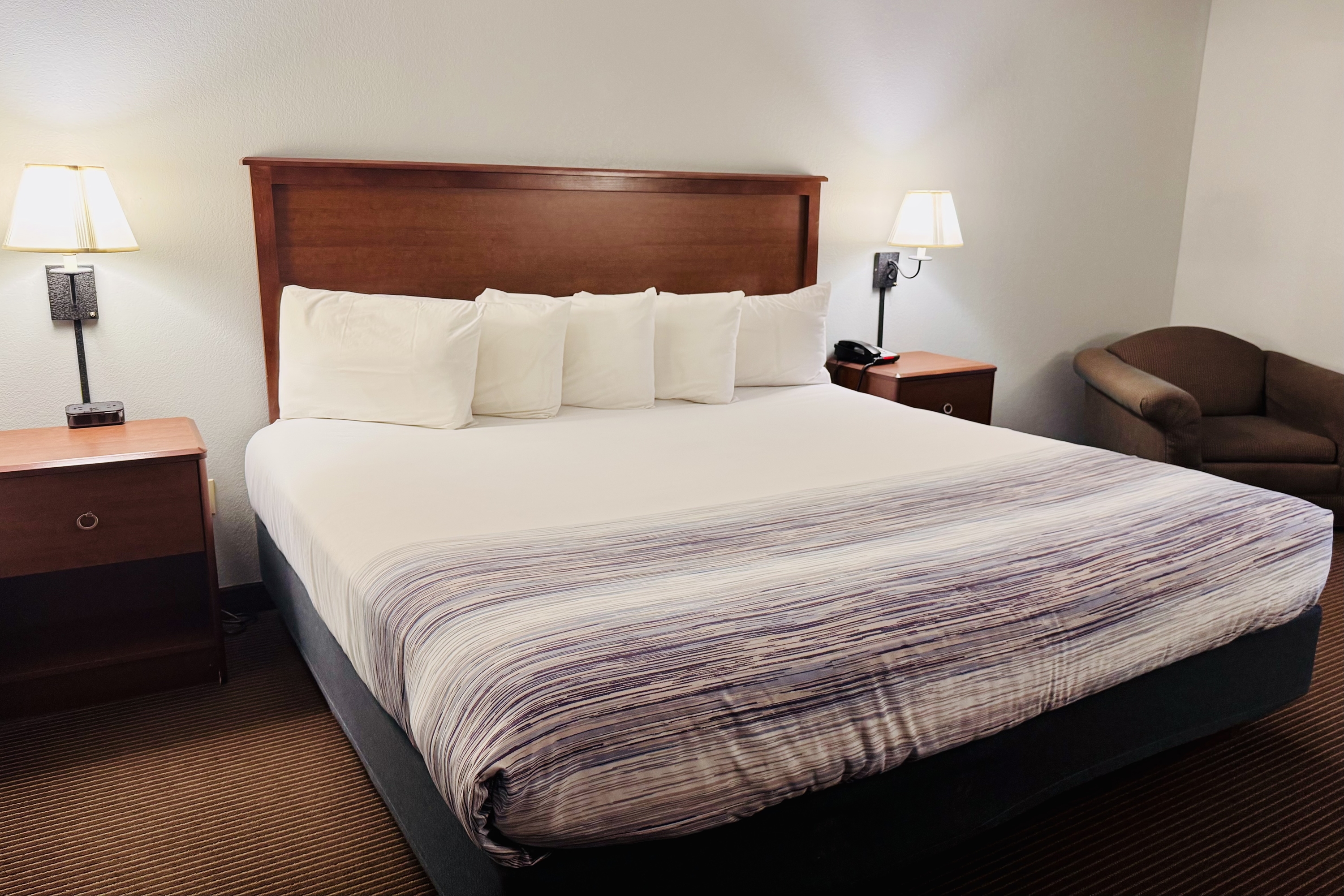 Guest room at the AmericInn by Wyndham Stillwater in Oak Park Heights, Minnesota