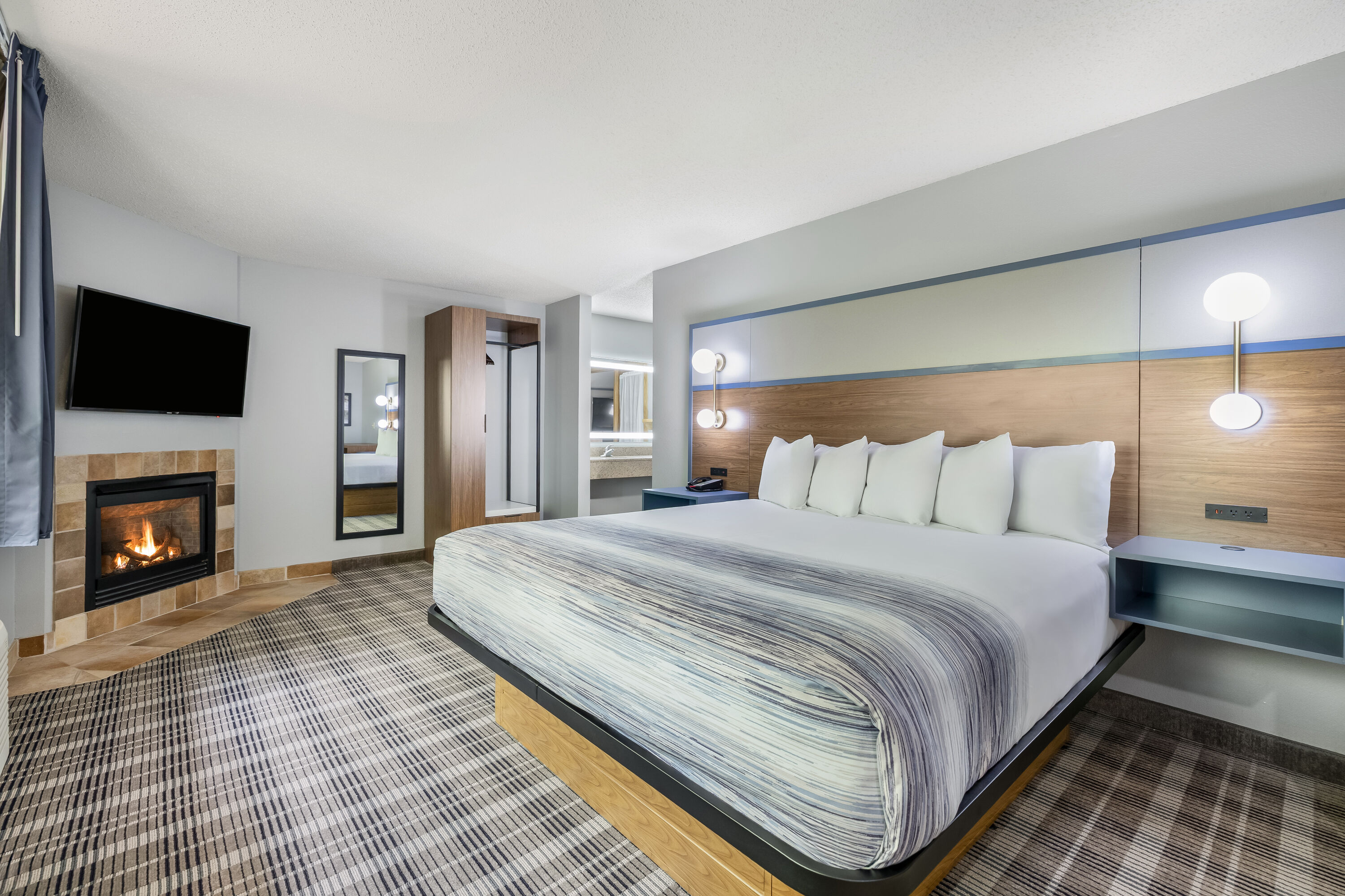 AmericInn by Wyndham Stillwater suite in Oak Park Heights, Minnesota