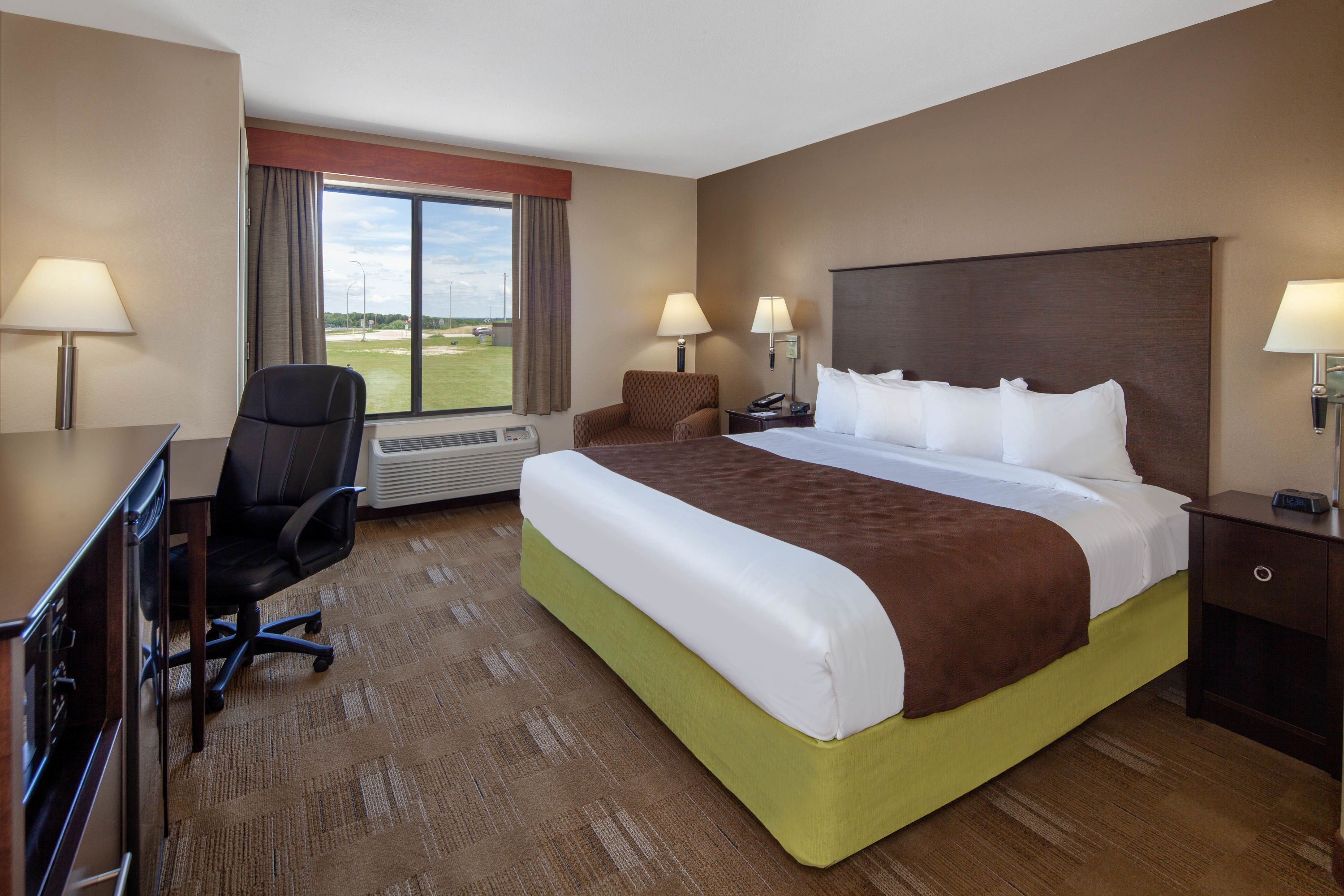 AmericInn by Wyndham Rochester - hotel rooms