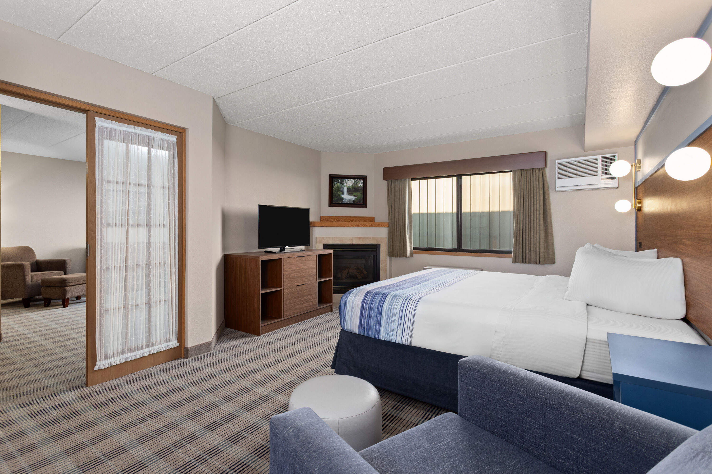 AmericInn by Wyndham Roseau hot tub suite in Roseau, Minnesota
