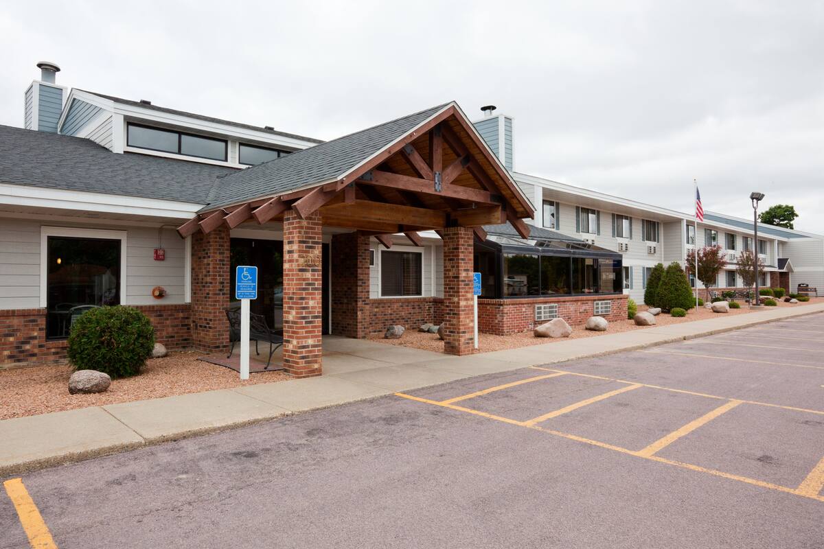 Americinn By Wyndham St Peter Saint Hotels Mn 56082 Americinn By Wyndham St Peter
