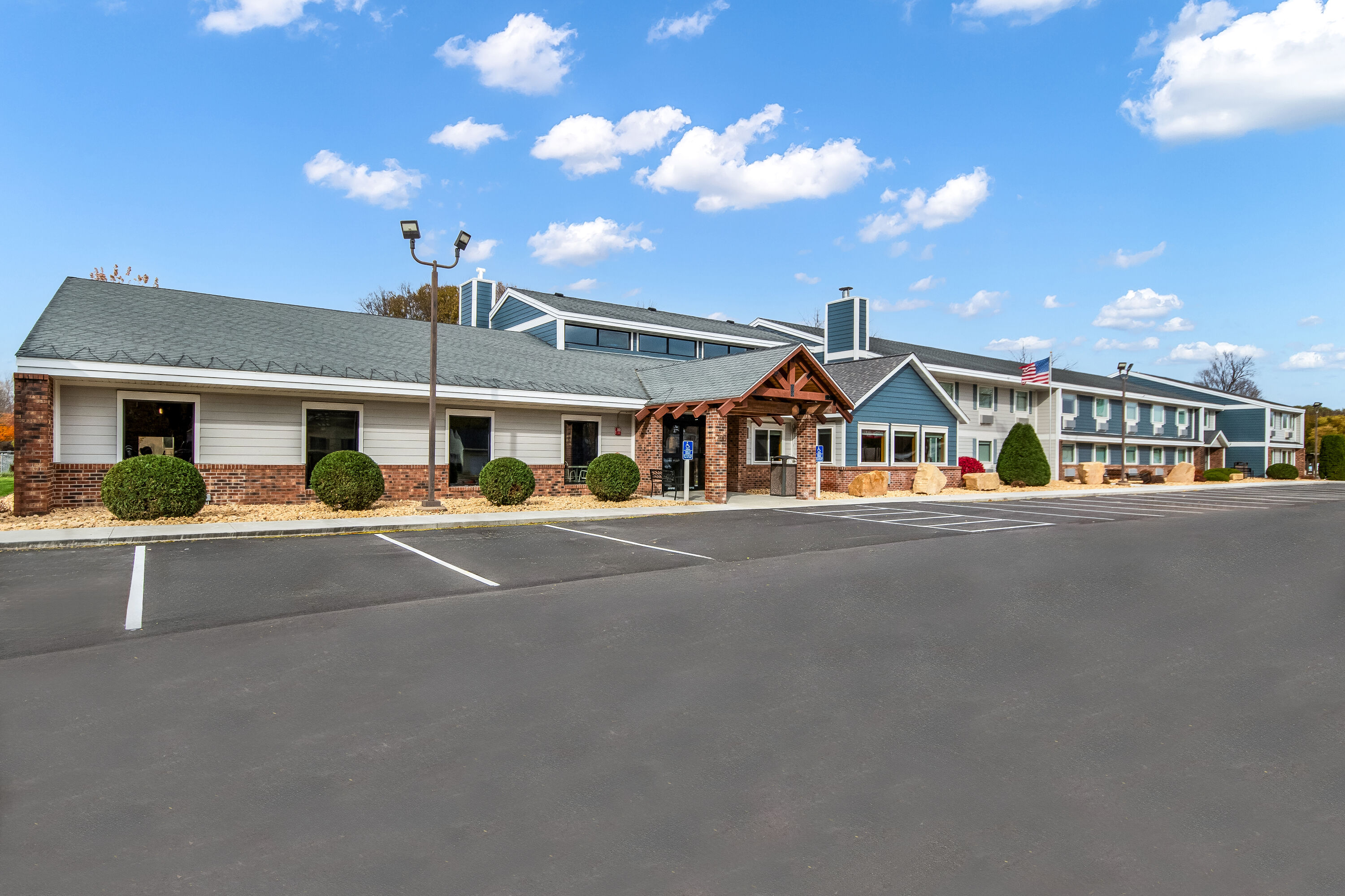 Exterior Day Image of AmericInn by Wyndham St. Peter hotel in Saint Peter, Minnesota