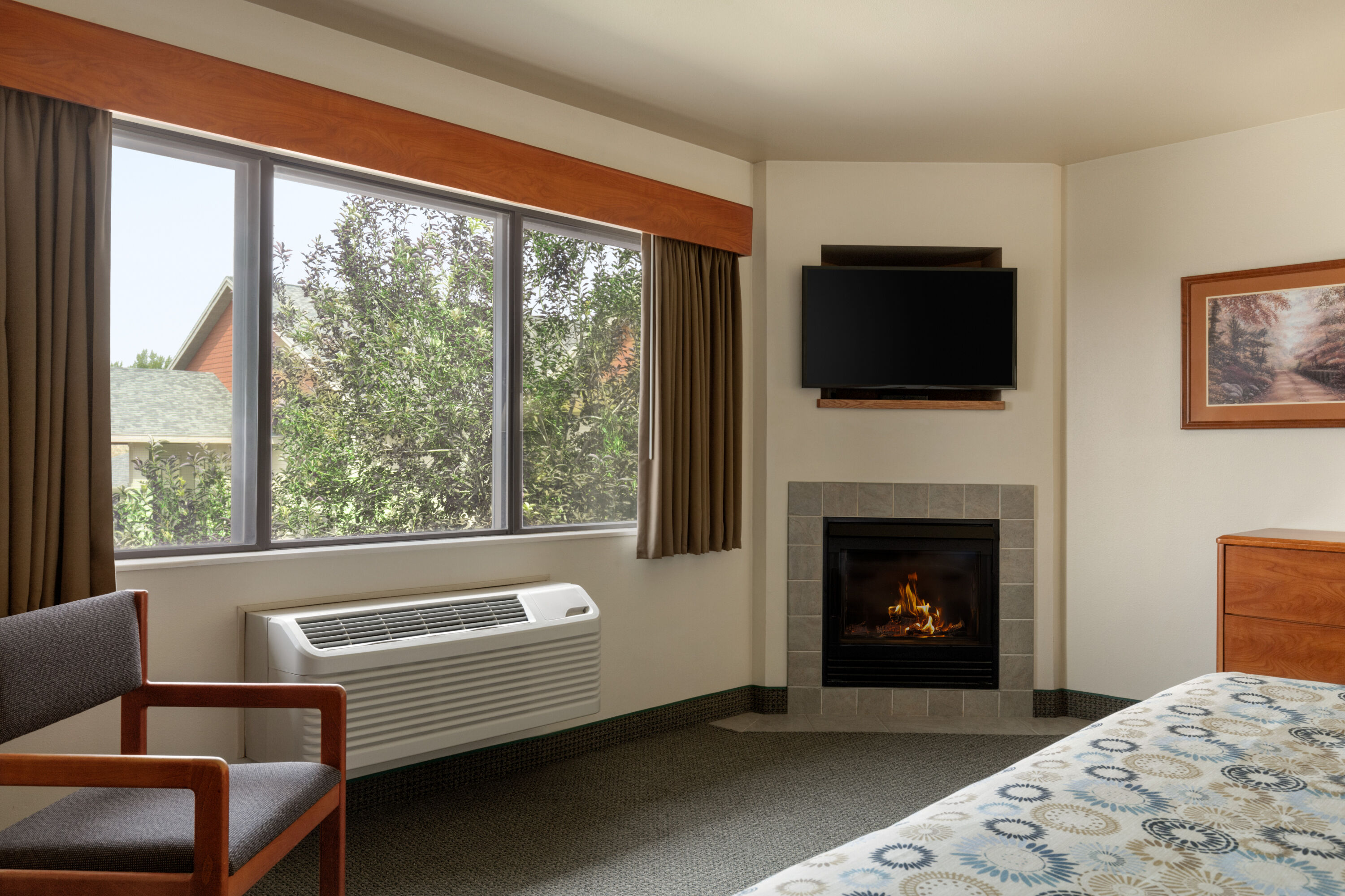 Guest room at the AmericInn by Wyndham Havre in Havre, Montana