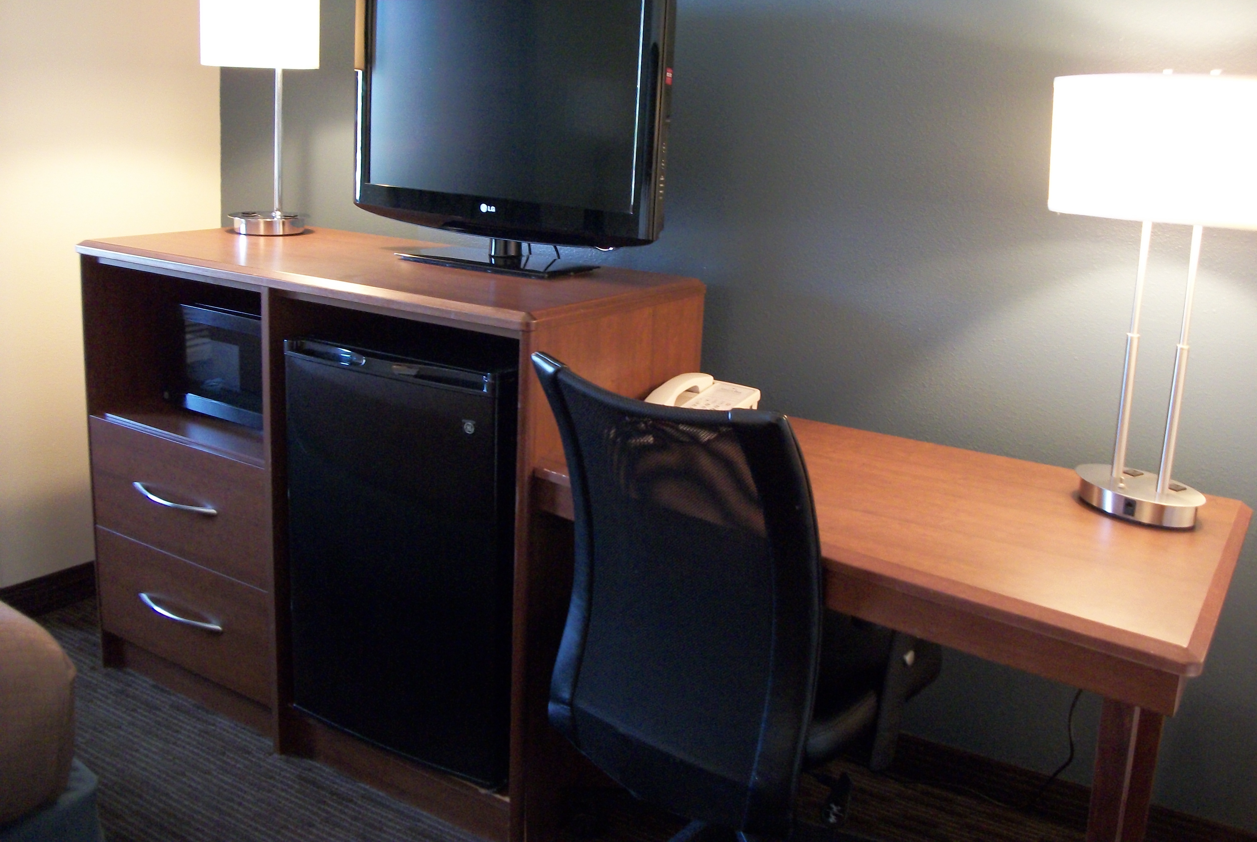 Guest room feature at the AmericInn by Wyndham Beulah in Beulah, North Dakota