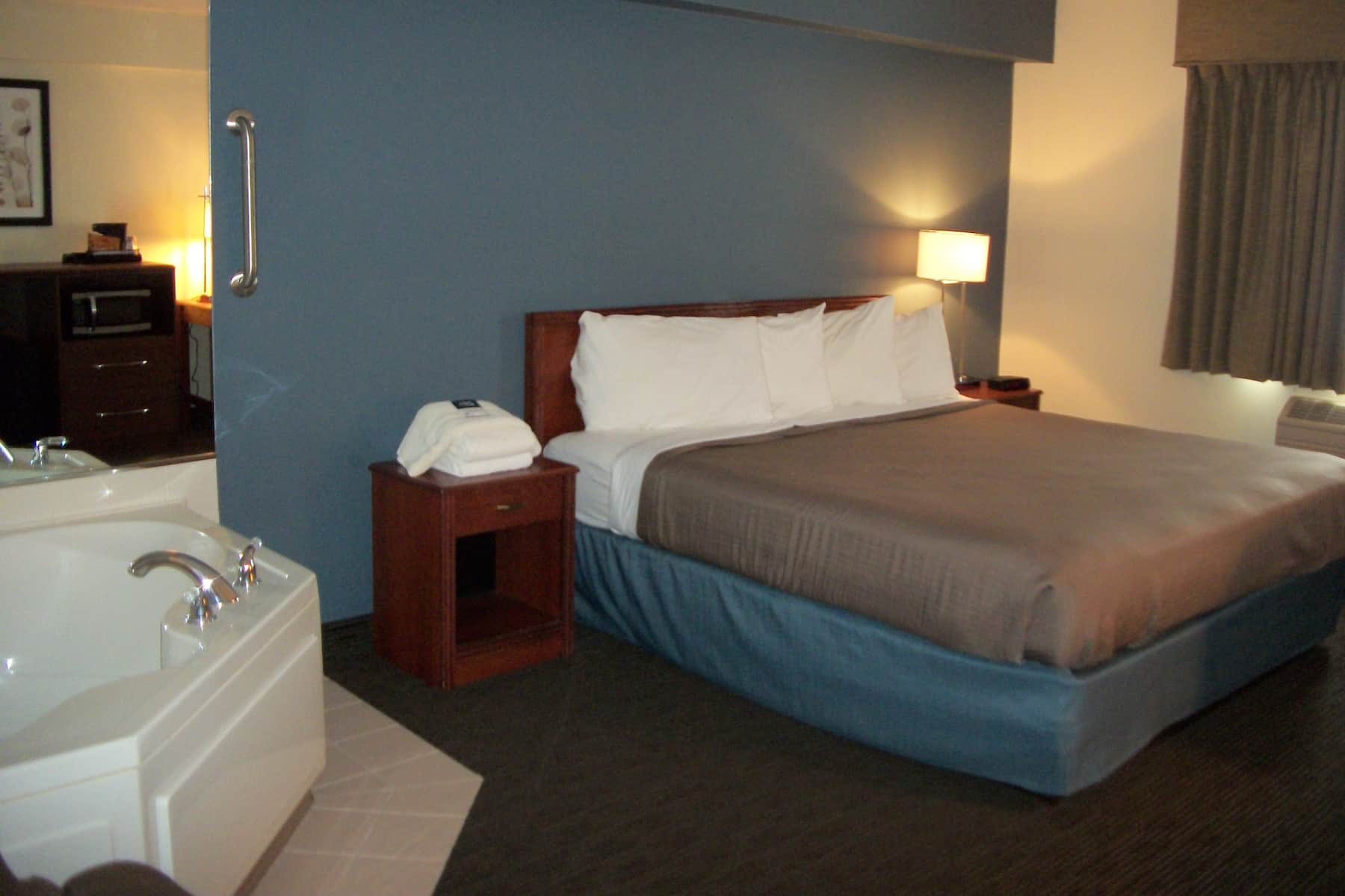 AmericInn by Wyndham Beulah | Beulah, ND Hotels