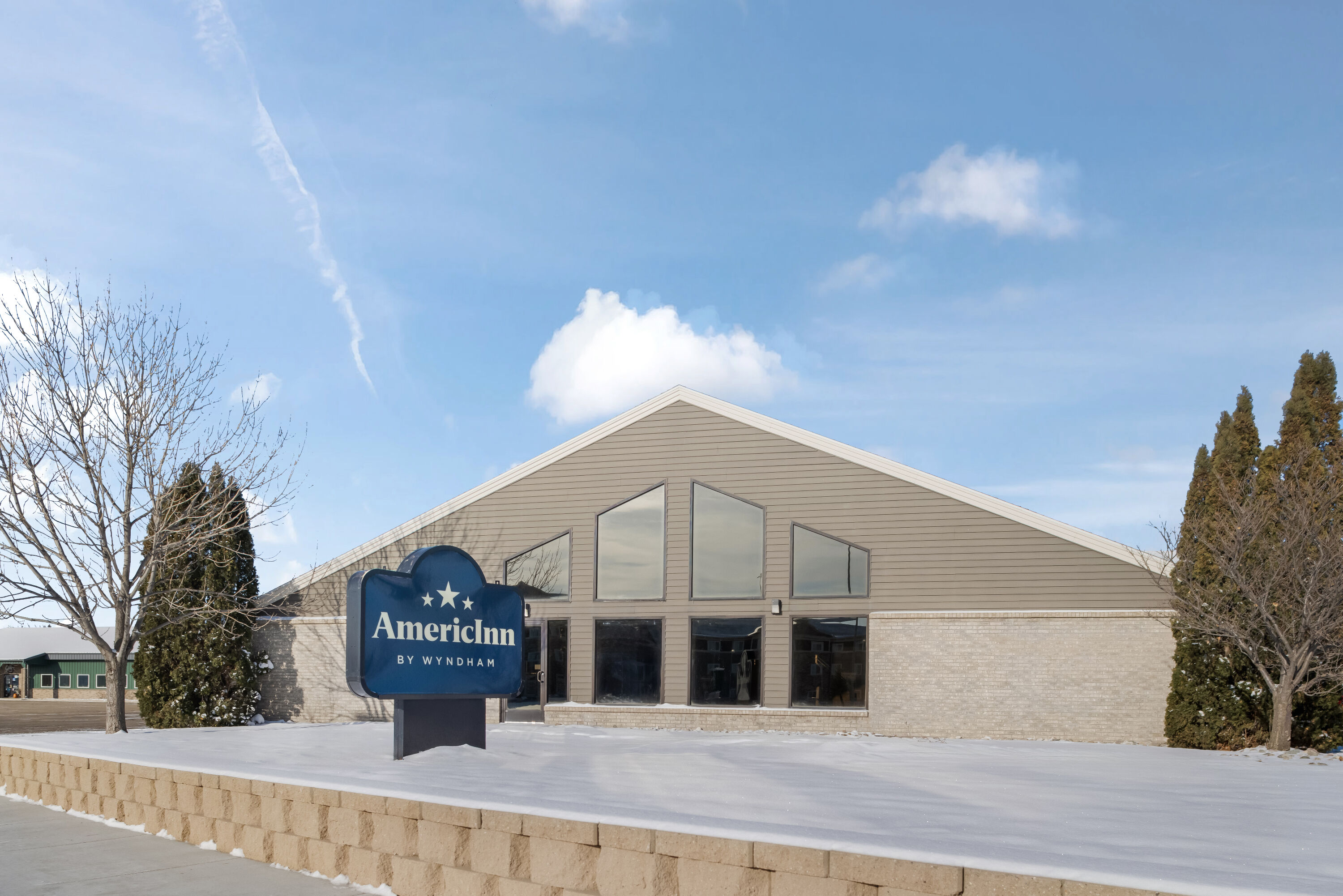 Exterior Day Image of AmericInn by Wyndham Valley City Conference Center hotel in Valley City, North Dakota
