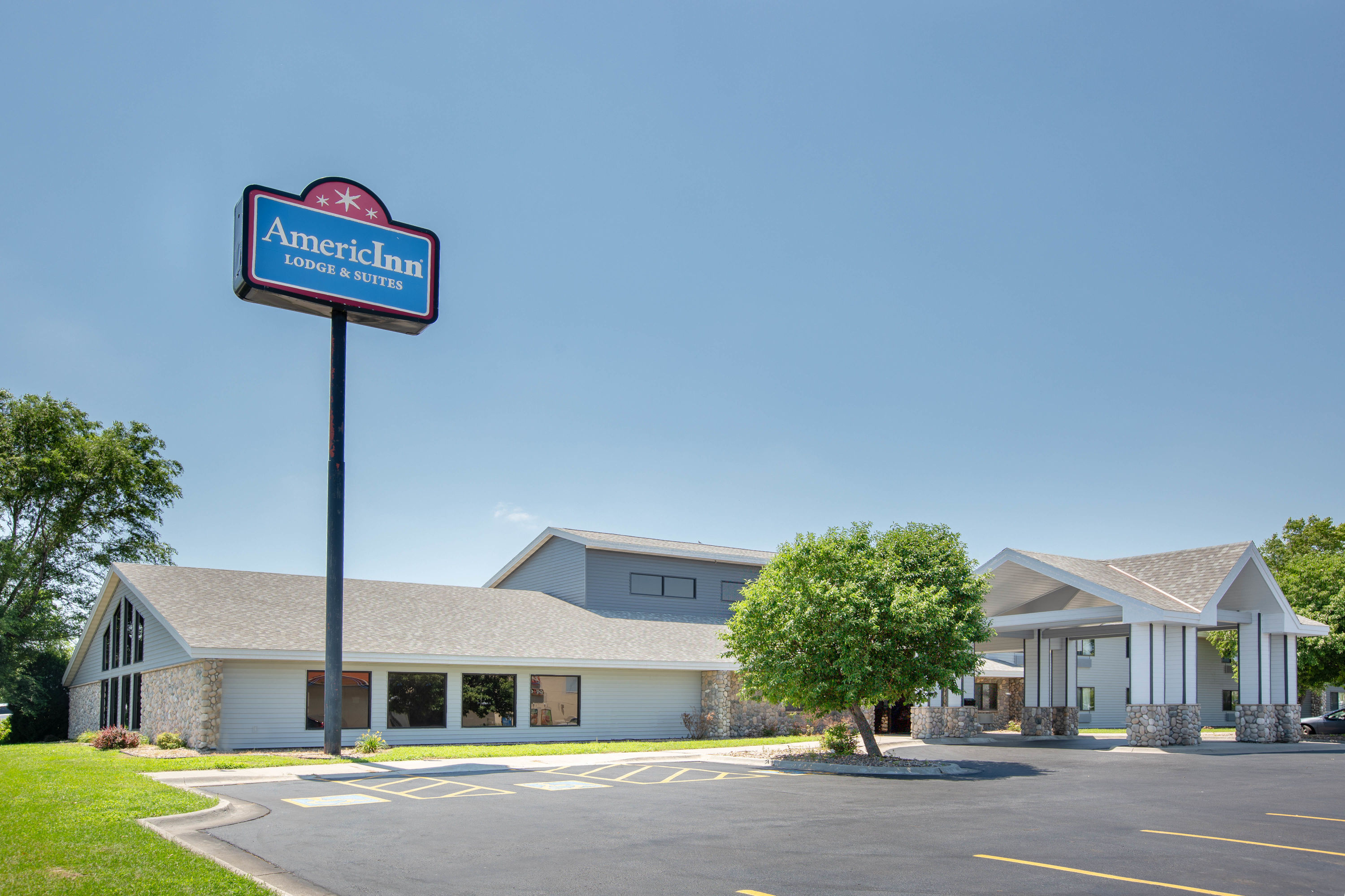 Americinn By Wyndham Lincoln North Lincoln Ne Hotels