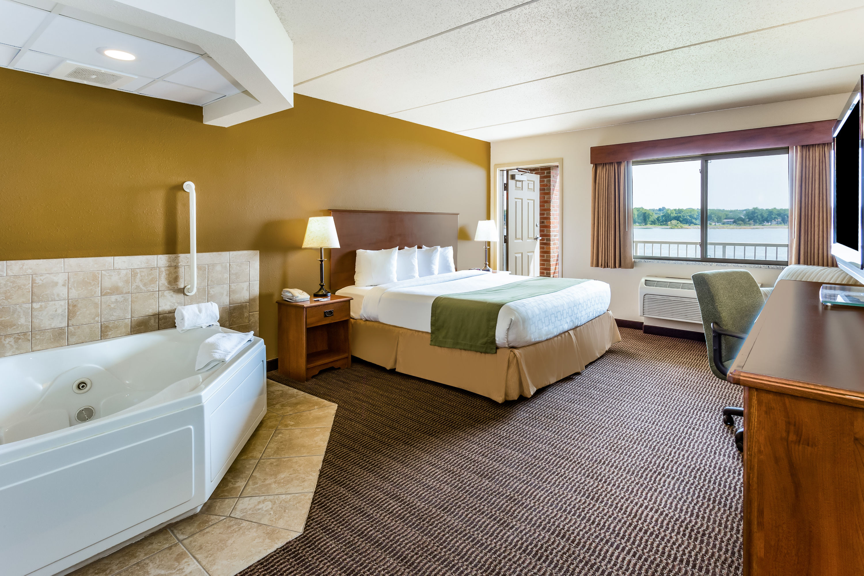 AmericInn Wyndham Fort Pierre Conference Center Fort Pierre  Hotels
