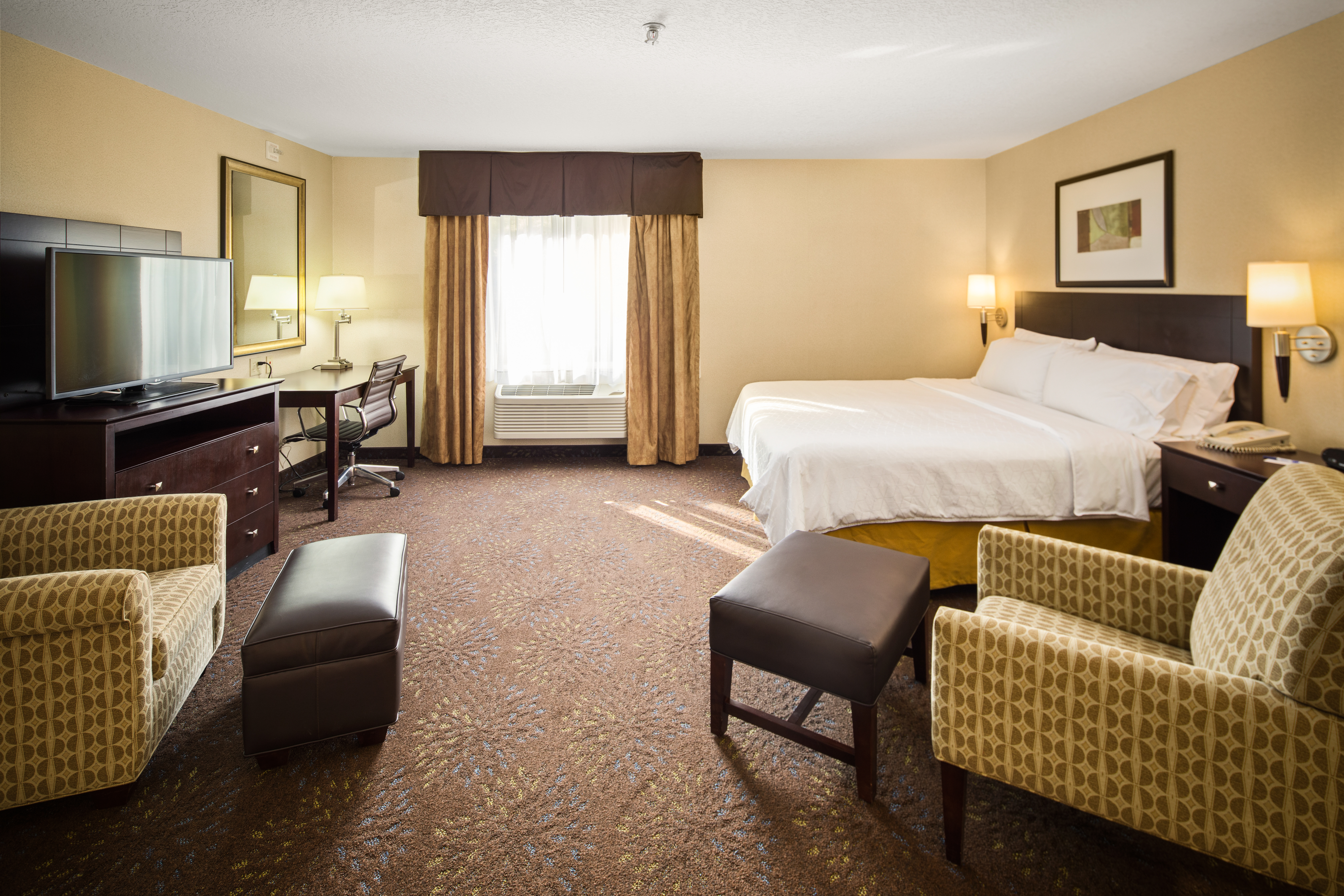 AmericInn by Wyndham Hill City Mt Rushmore suite in Hill City, South Dakota