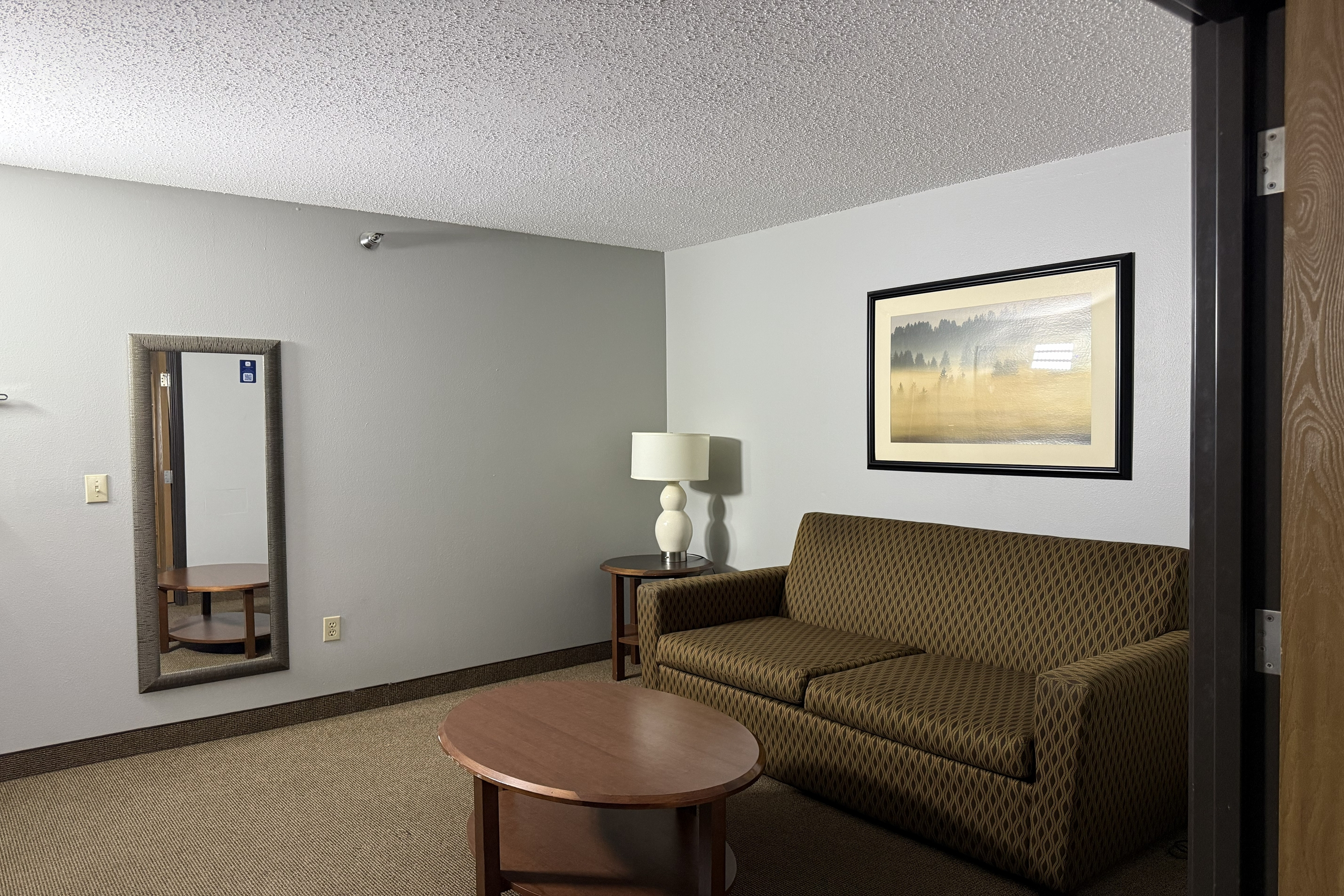 Guest room at the AmericInn by Wyndham Sioux Falls in Sioux Falls, South Dakota