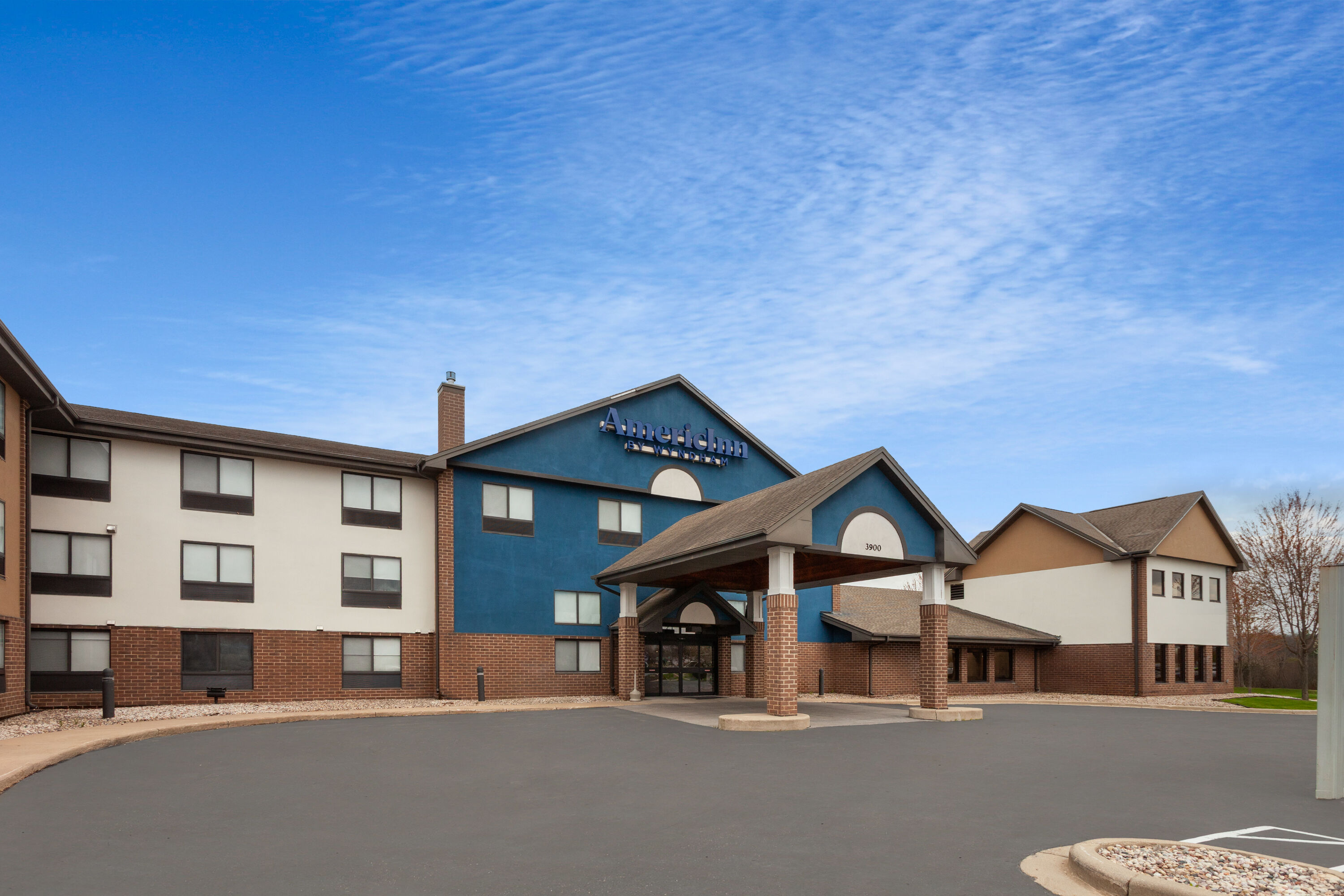 Exterior Day Image of AmericInn by Wyndham Appleton North/Little Chute hotel in Appleton, Wisconsin