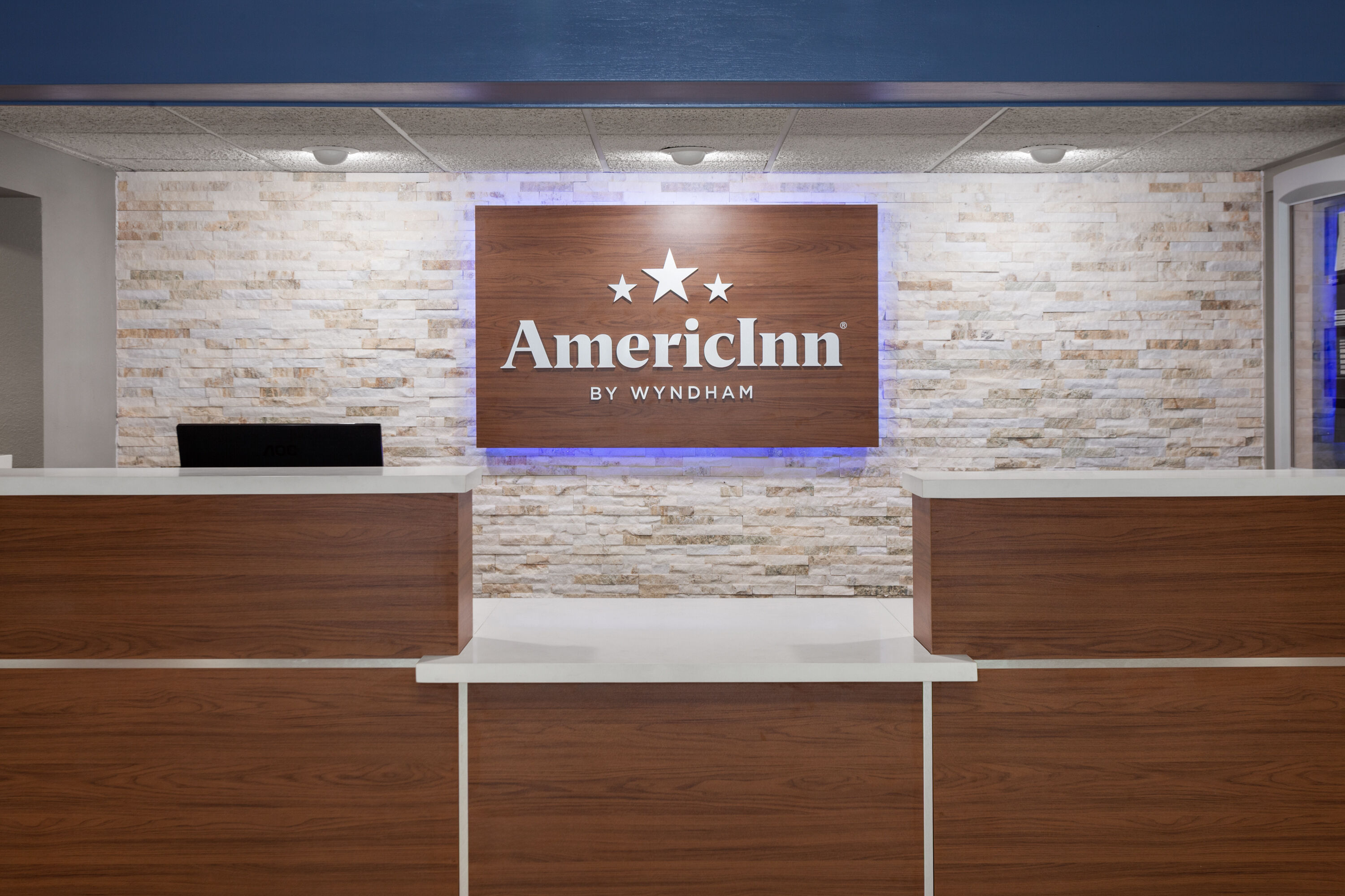 AmericInn by Wyndham Appleton North/Little Chute reception in Appleton, Wisconsin