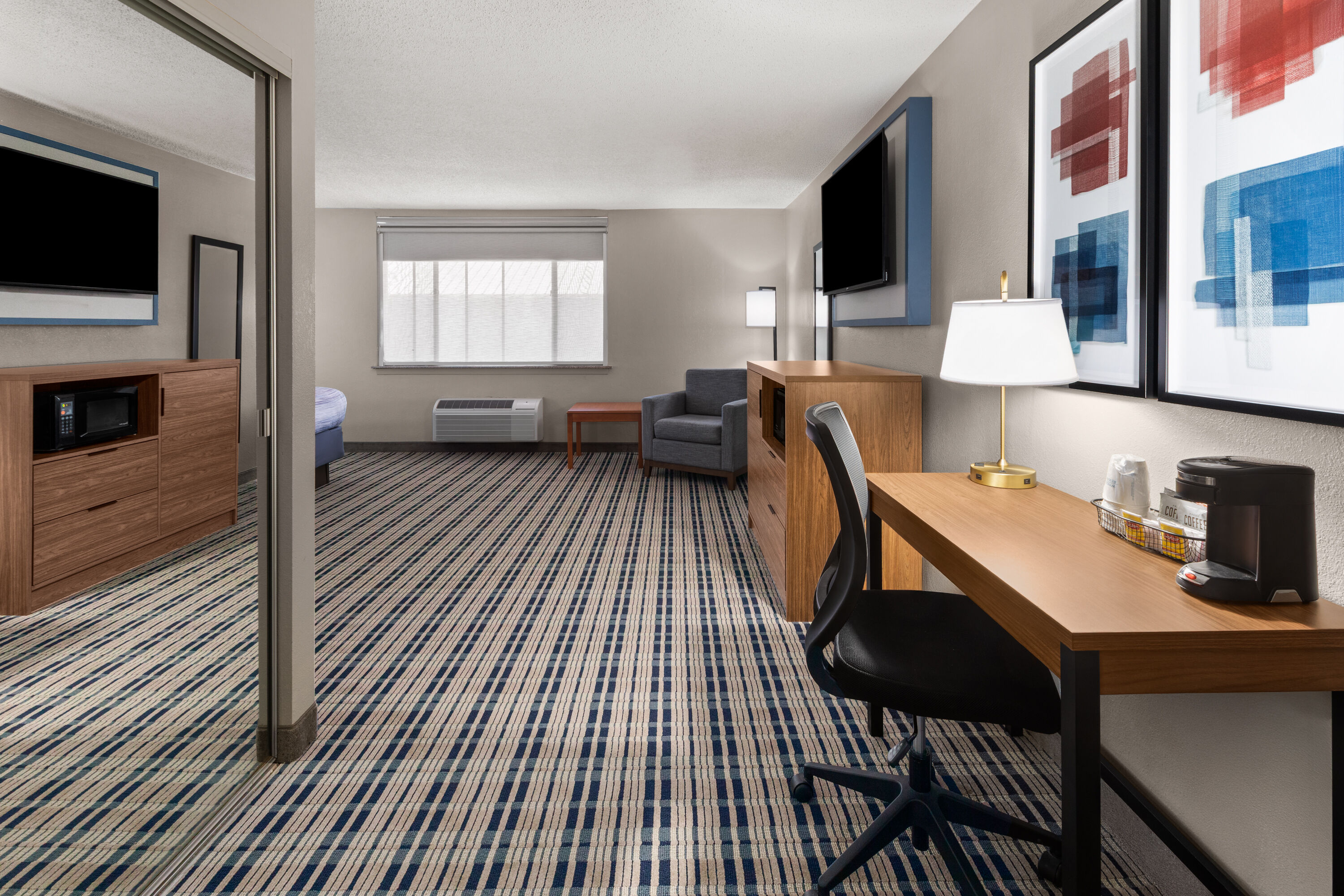 AmericInn by Wyndham Appleton Downtown hot tub suite in Appleton, Wisconsin