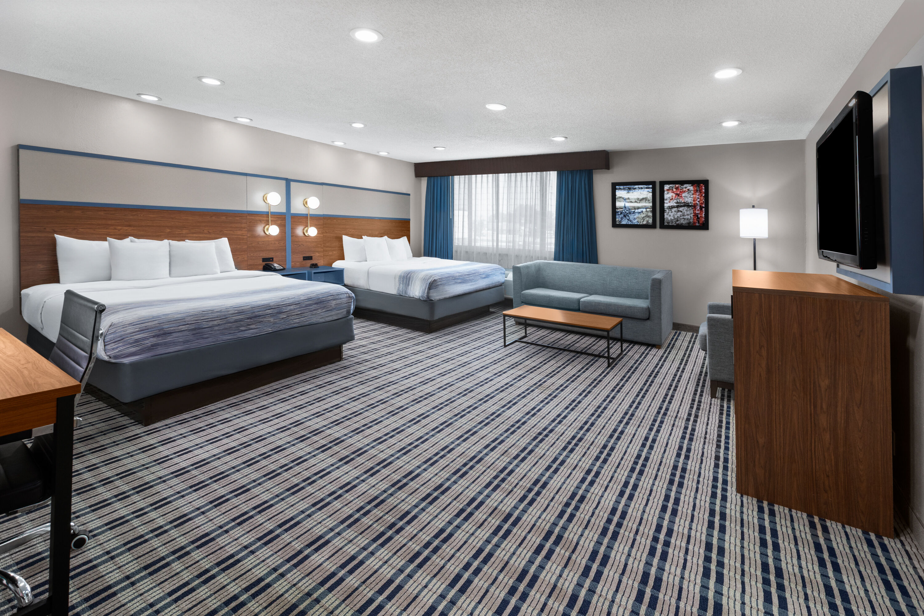 AmericInn by Wyndham Appleton Downtown suite in Appleton, Wisconsin
