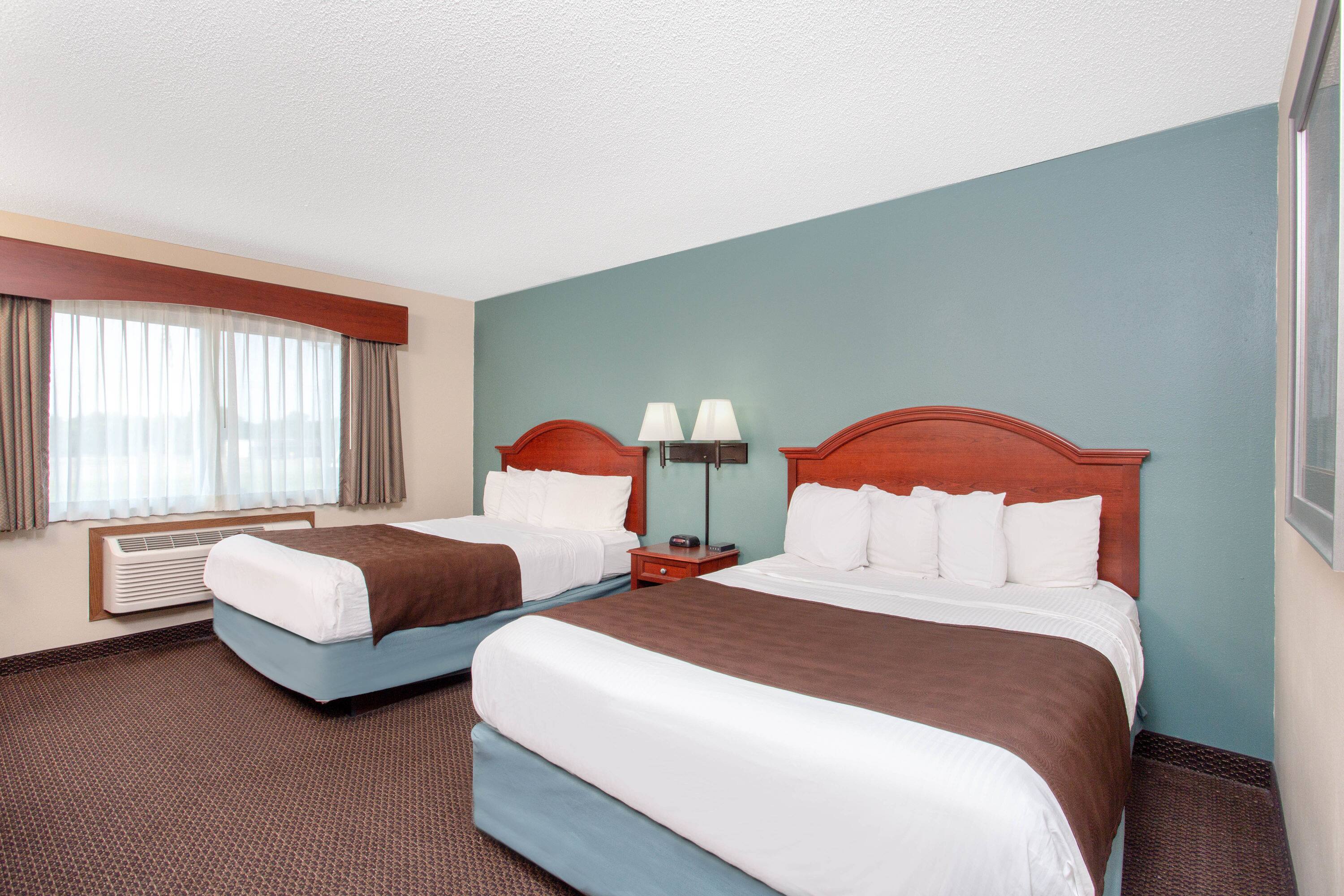 AmericInn by Wyndham Chippewa Falls | Chippewa Falls, WI Hotels